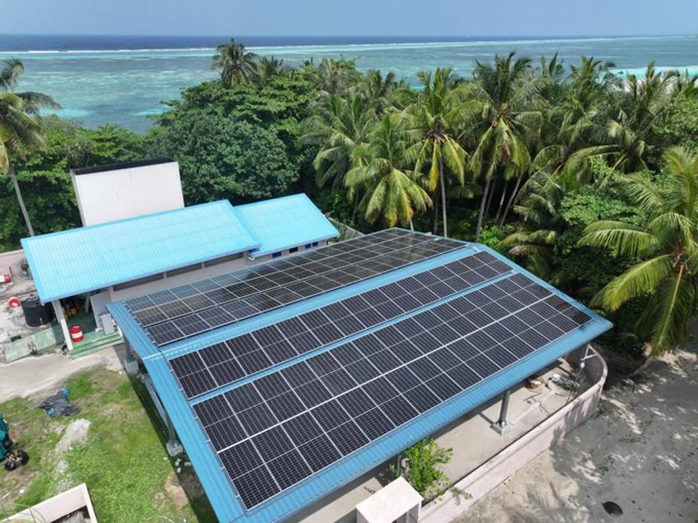 ފެހެންދޫގައި ސޯލާ ހައިބްރިޑް ނިޒާމެއް ގާއިމުކުރަނީ