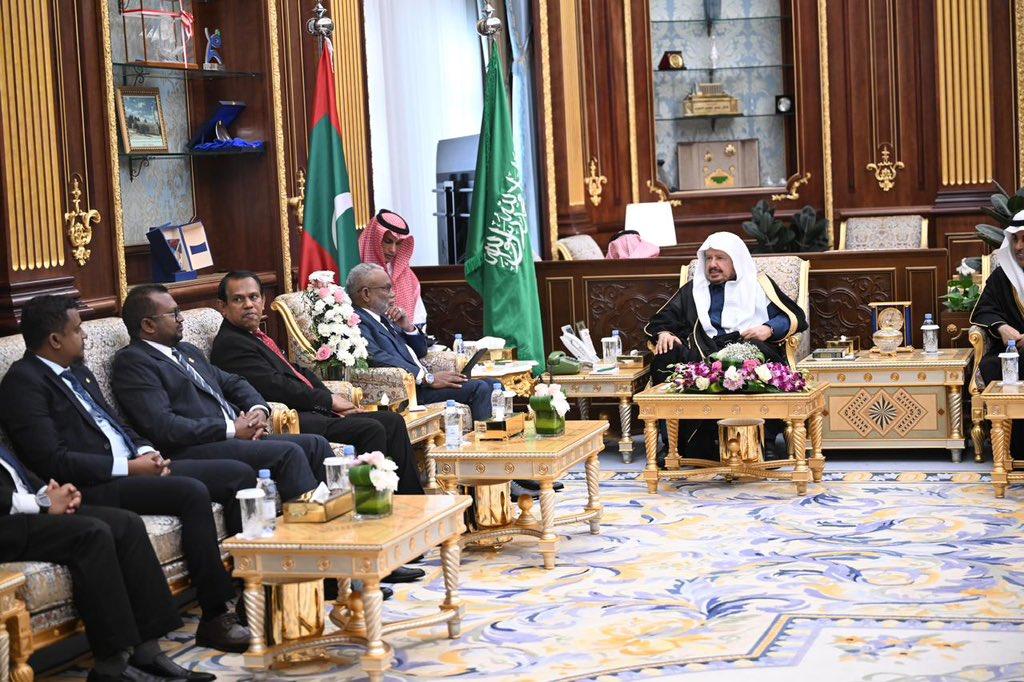 ރައްޔިތުންގެ މަޖިލީހުގެ ރައީސް އަބްދުއްރަހީމް ސަޢޫދީ ޢަރަބިއްޔާގެ ޤާނޫނުހަދާ މަޖިލީހުގެ ރައީސްއާ ބައްދަލުކުރައްވައިފި