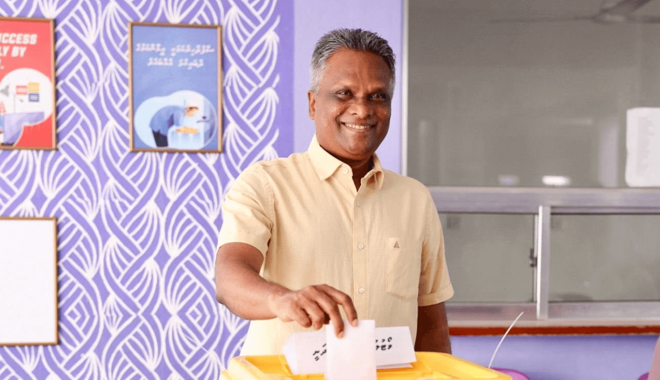 ވާދަވެރި ޕްރައިމަރީ ކާމިޔާބުކޮށް މާލޭ މޭޔަރު ކަމުގެ އެމްޑީޕީ ޓިކެޓު އާދަމް އާޒިމްއަށް!