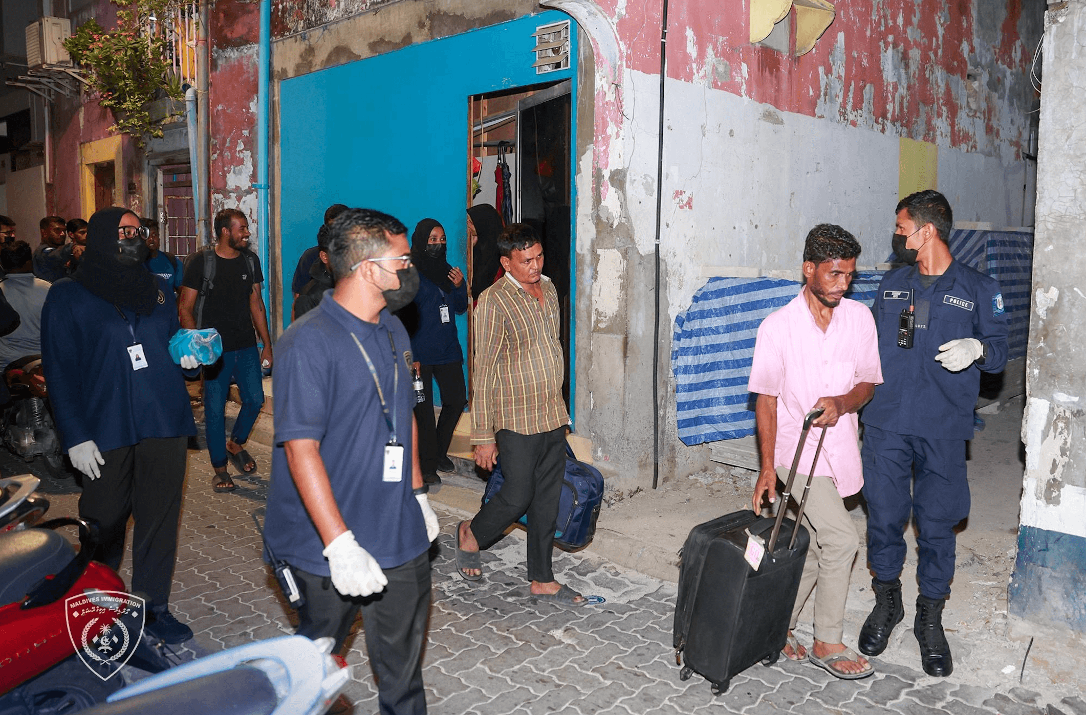 ބިދޭސީންގެ 2 އެކޮމަޑޭޝަން ބްލޮކެއް ފާސްކޮށް ގަވާއިދާ ހިލާފަށް އުޅެމުންދިޔަ 16 ބިދޭސީއަކު ހައްޔަރަށް!