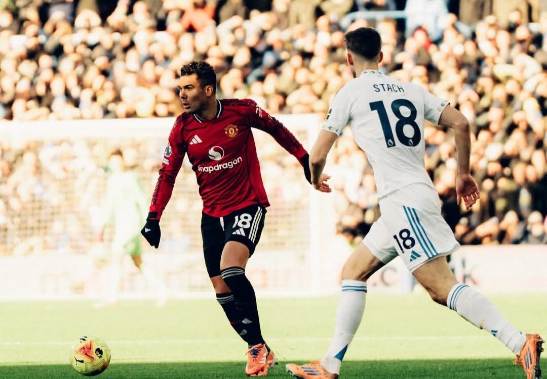 ރަށުން ބޭރުގައި ލީޑްސް އަތުން މެންޗެސްޓާ ޔުނައިޓެޑް ބަލިނުވެ ސަލާމަތްވެއްޖެ  