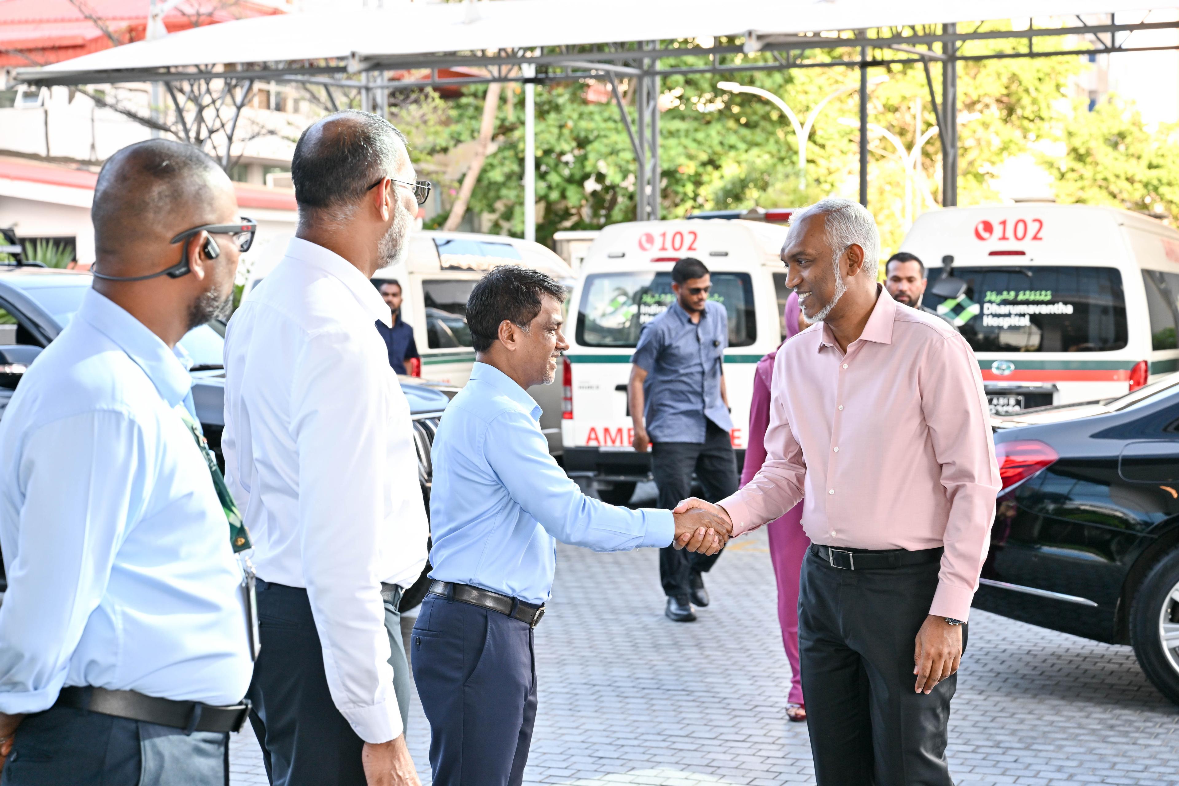 ކެންސަރުން ރައްކާތެރިވުމަށާއި، ބަލި ޖެހިފައިވާ މީހުންނަށް އެހީތެރިކަން ފޯރުކޮށްދިނުމުގައި އެންމެން ގުޅިގެން މަސައްކަތްކުރަންޖެހޭ - ރައީސް