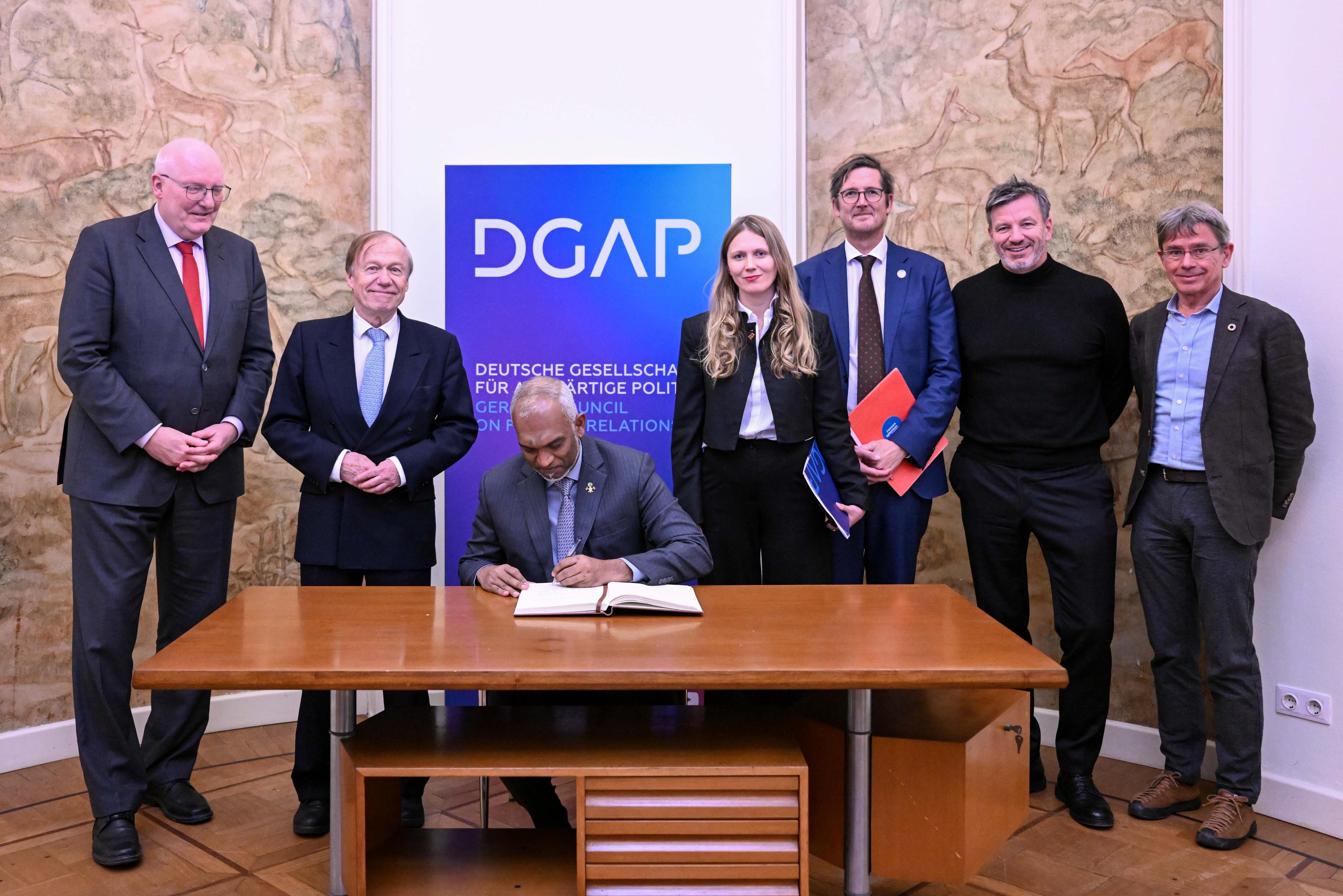 ޖަރމަން ކައުންސިލް އޮން ފޮރިން ރިލޭޝަންސް އަށް ރައީސް ޒިޔާރާތްކުރައްވައިފި