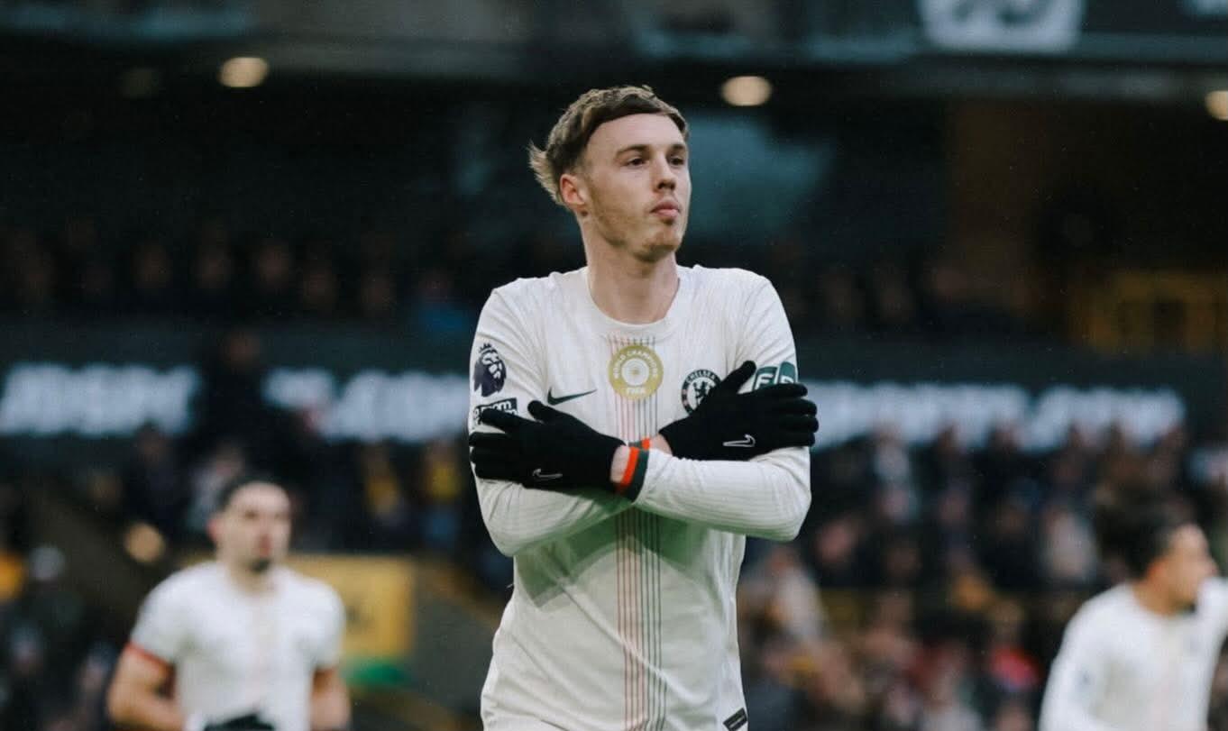 ޕާމާގެ ހެޓްރިކާއެކު ރަށުން ބޭރުގައި ޗެލްސީ އިން ވުލްވްސް ބަލިކޮށްފި