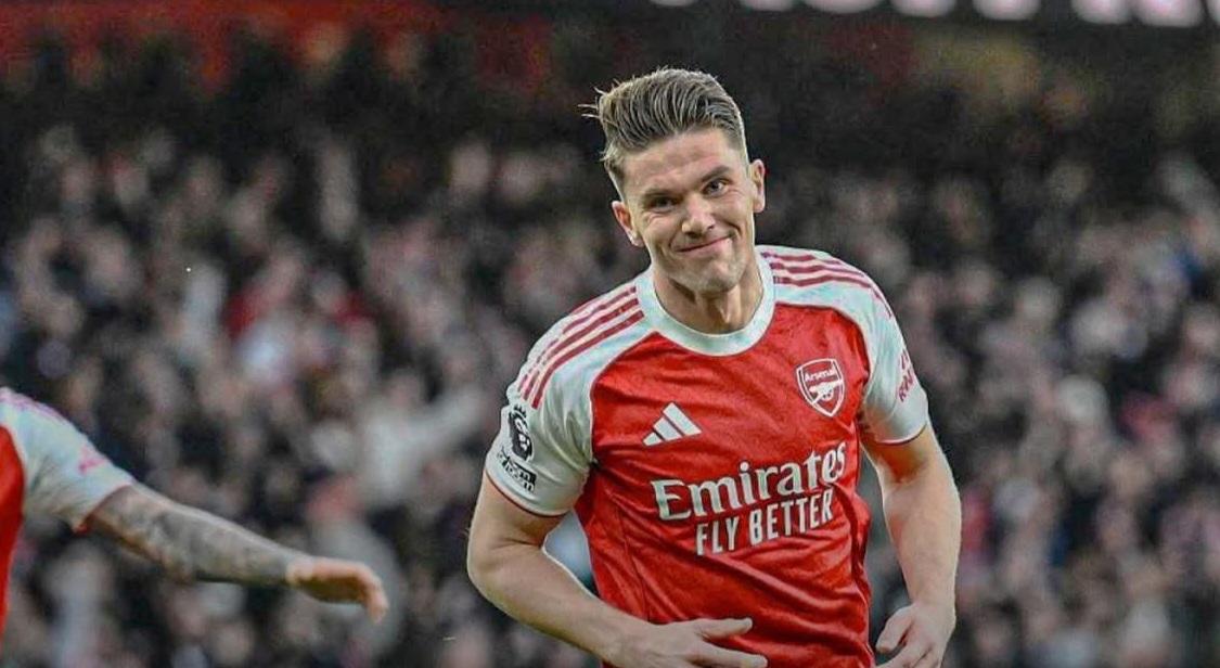 ގްޔޮކަރޭސްގެ ދެލަނޑާއެކު ސަންޑަލޭންޑް އަތުން އާސެނަލްއަށް ފަސޭހަ މޮޅެއް