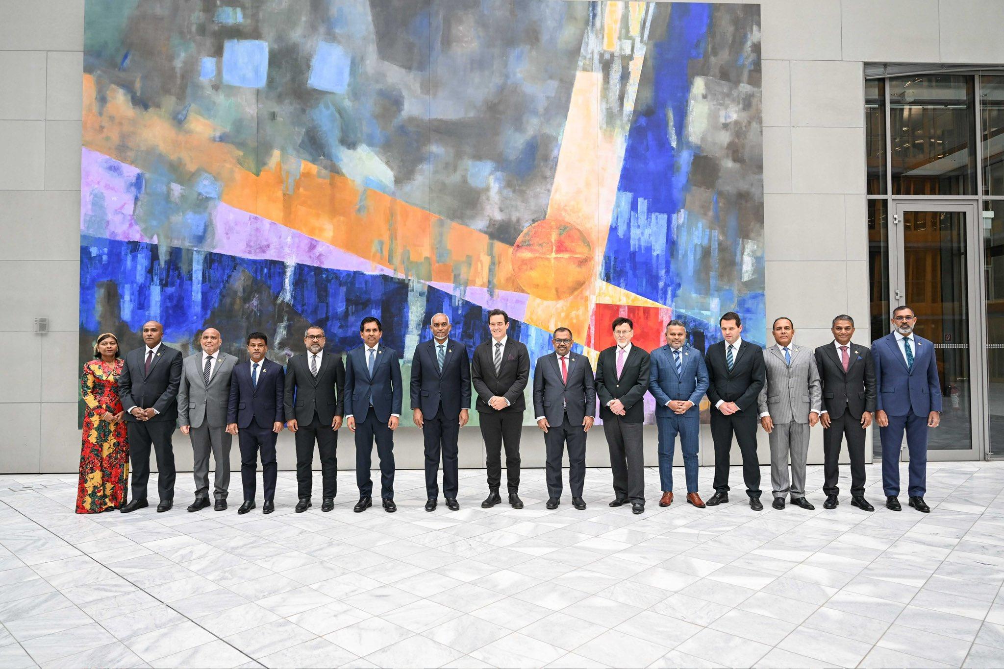 އިންވެސްޓު ކުރަން ދައުވަތުދެއްވައި ރައީސް ޖަރުމަނުގެ އިންވެސްޓަރުންނަށް ދެއްވީ އިންވެސްޓު ކުރަން ރާއްޖެއަކީ އެއްވަނަކަމުގެ ޔަގީންކަން!