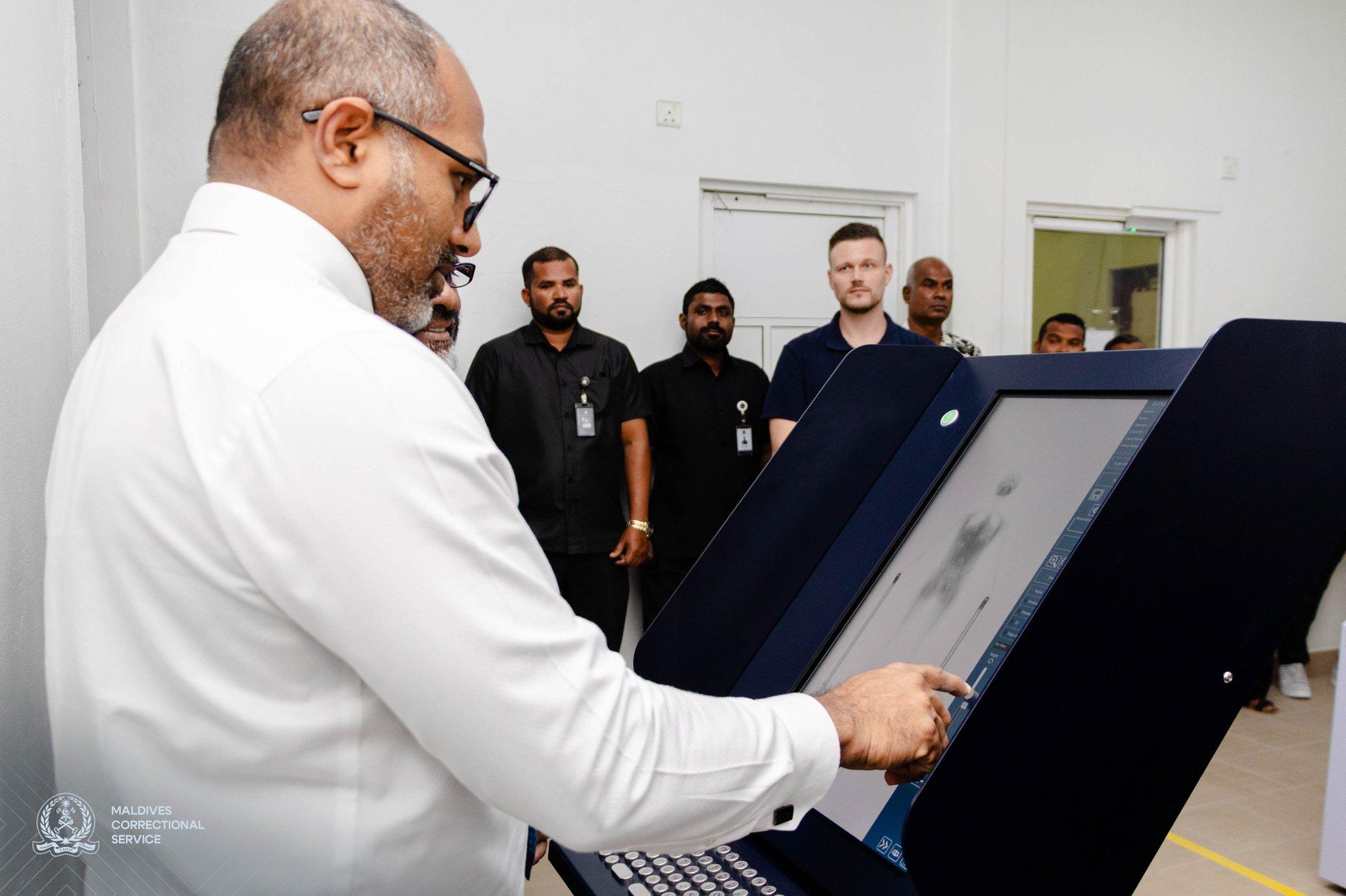 މާފުށީ ޖަލުގައި ޒަމާނީ ފެންވަރުގެ ބޮޑީ ސްކޭން މެޝިނެއް ބަހައްޓައިފި