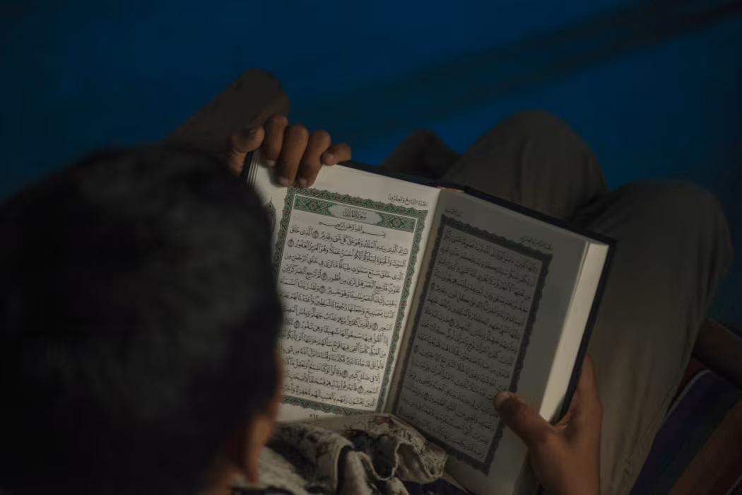 ހުޅުމާލޭގައި ހިލޭ ކުރިއަށް ގެންދަން ރޭވި ގުރުއާން ކްލާސްތަކަށް ބޮޑު ތަރުހީބެއް!