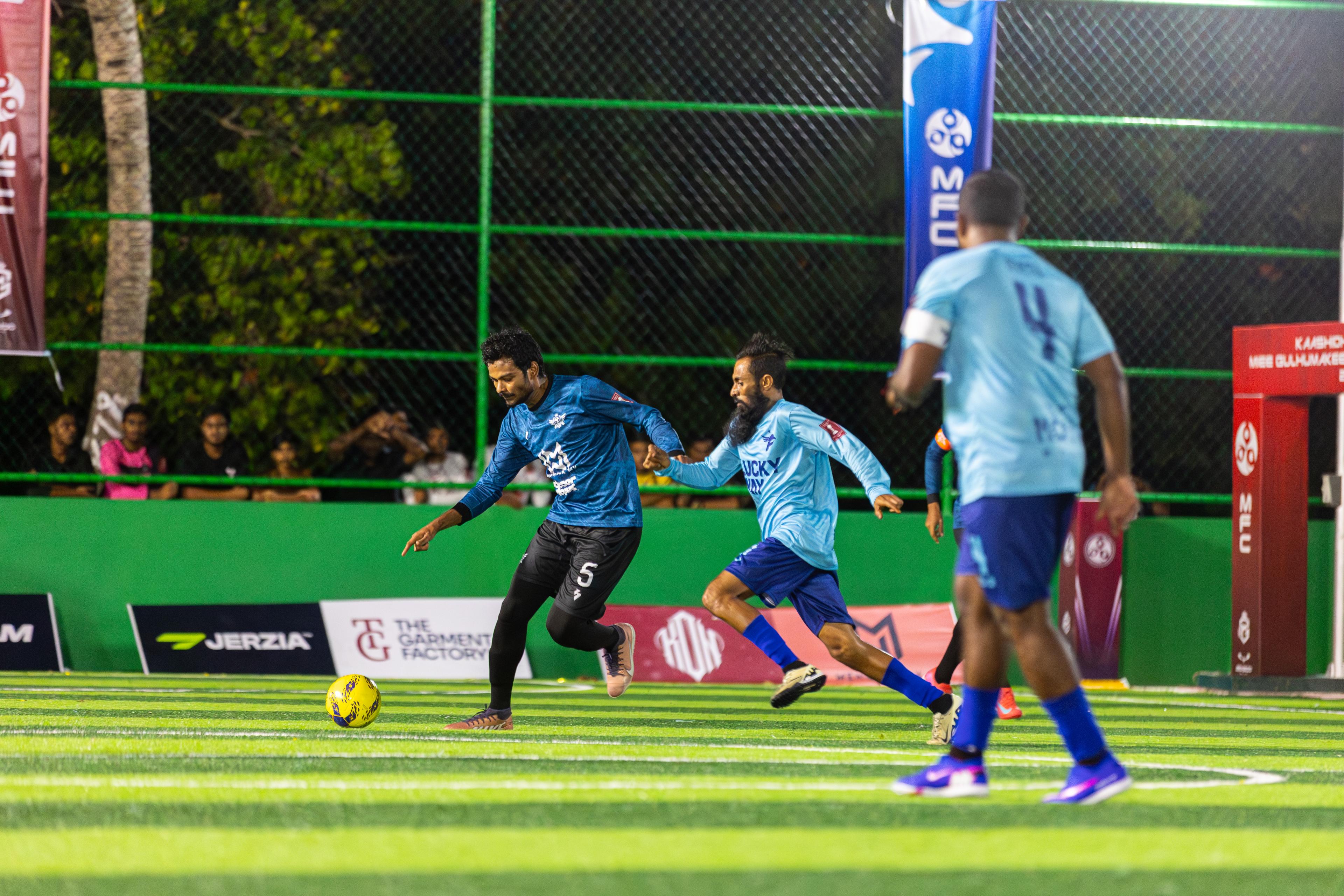 ތަފާތުބޮޑު ނަތީޖާއަކުން މޮޅުވެ ފްލަޔާރސް އިން މުބާރާތް ފެށީ އިތުބާރާއެކު