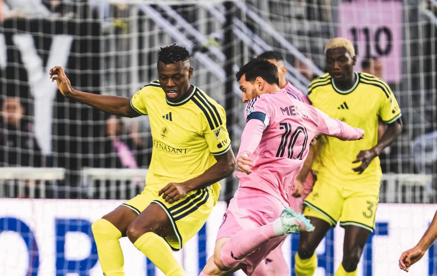 ކޮންކާކަފް ޗެމްޕިއަންސް ކަޕުގެ ރައުންޑް އޮފް 16 އިން އިންޓަ މިއާމީ ކަޓައިފި