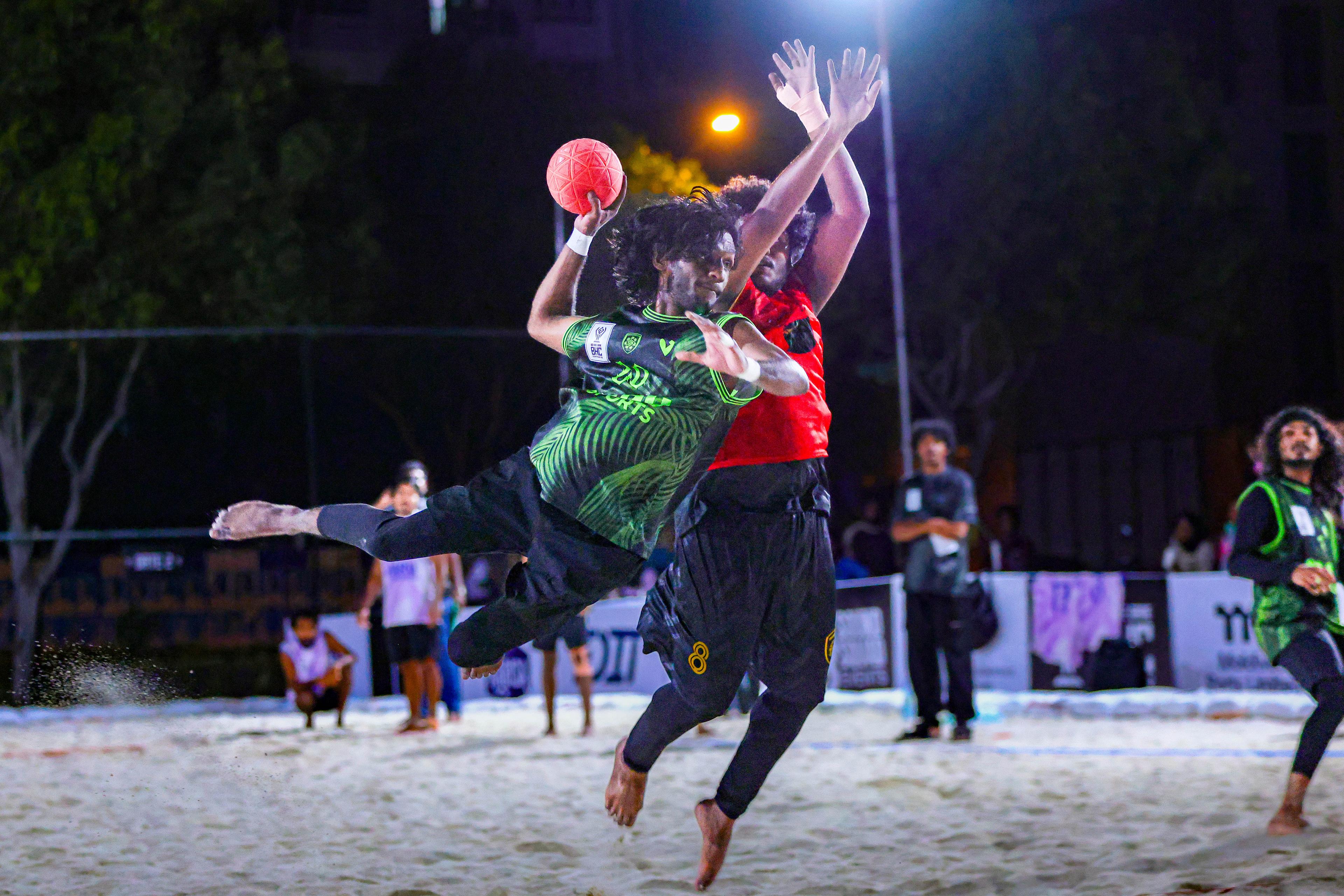 ބޮންތި ފުރަތަމަ މޮޅު ހޯދިއިރު، ޕްރޯ އެސްއޭ އިން މޮޅުވުމުގެ ރެކޯޑް ދަމަހައްޓައިފި