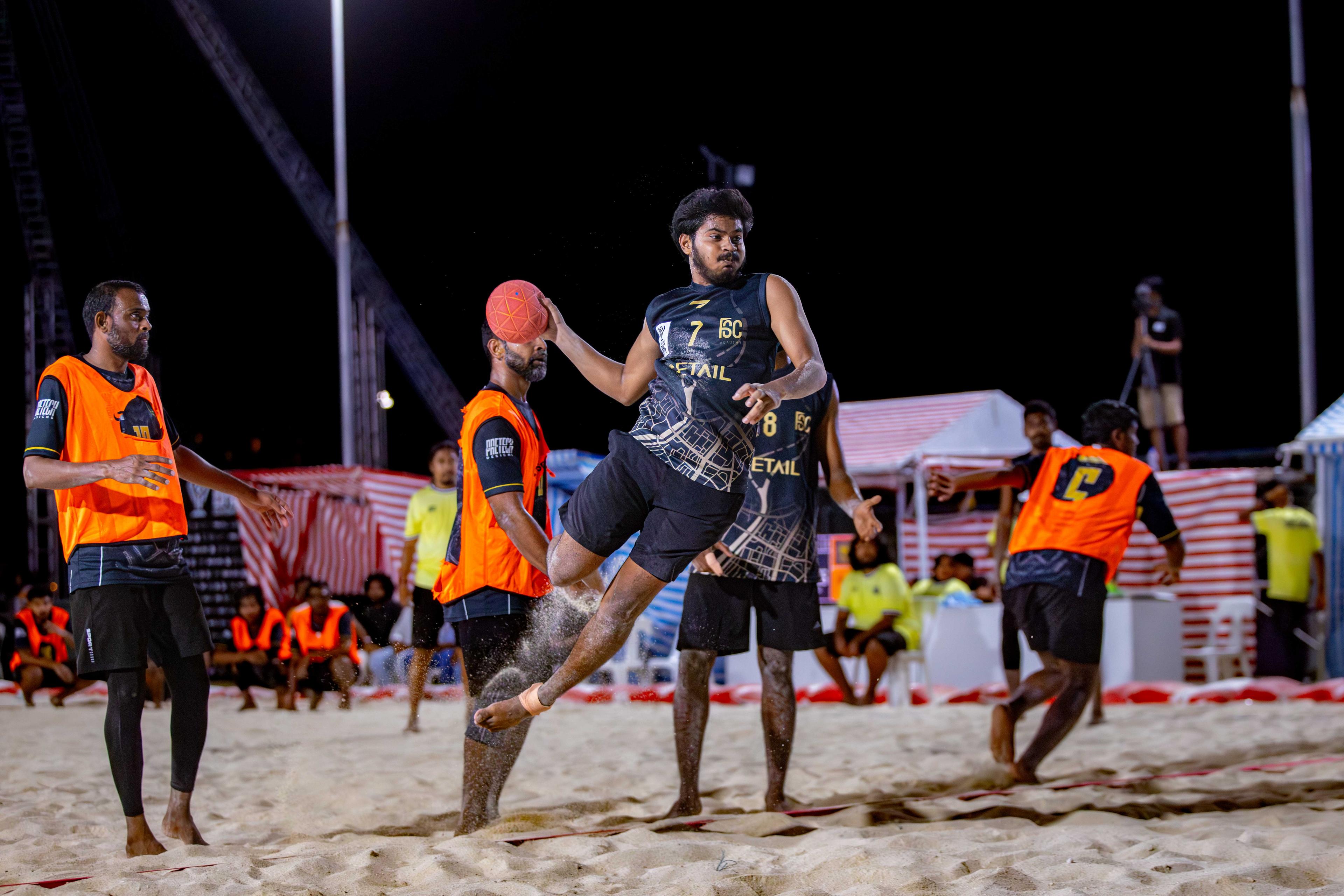 އެފްއެސްސީއޭ އާއި ބޮންތި ސެމީފައިނަލް ޔަގީންކުރިއިރު، އޭއޭއެސްސީ މުބާރާތުން ކަޓައިފި