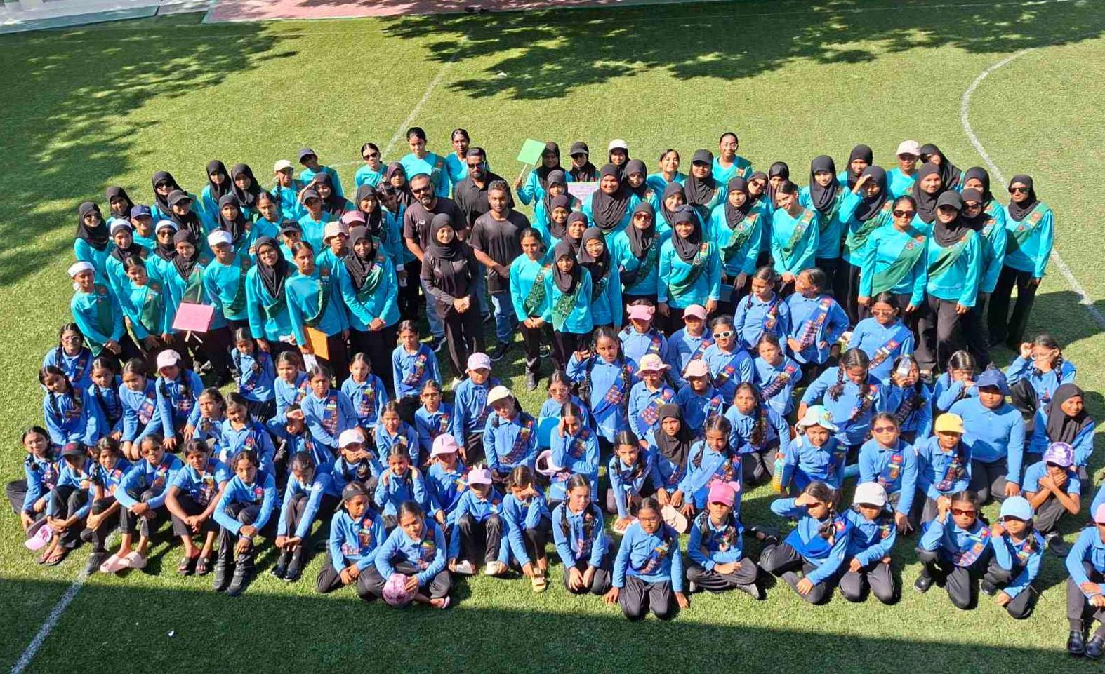 ބ. އަތޮޅު ތައުލީމީ މަރުކަޒުގެ ގާލްގައިޑް އަދި ލިޓިލްމެއިޑް ދަރިވަރުންނަށް ލީޑަރޝިޕް ސެޝަނެއް!