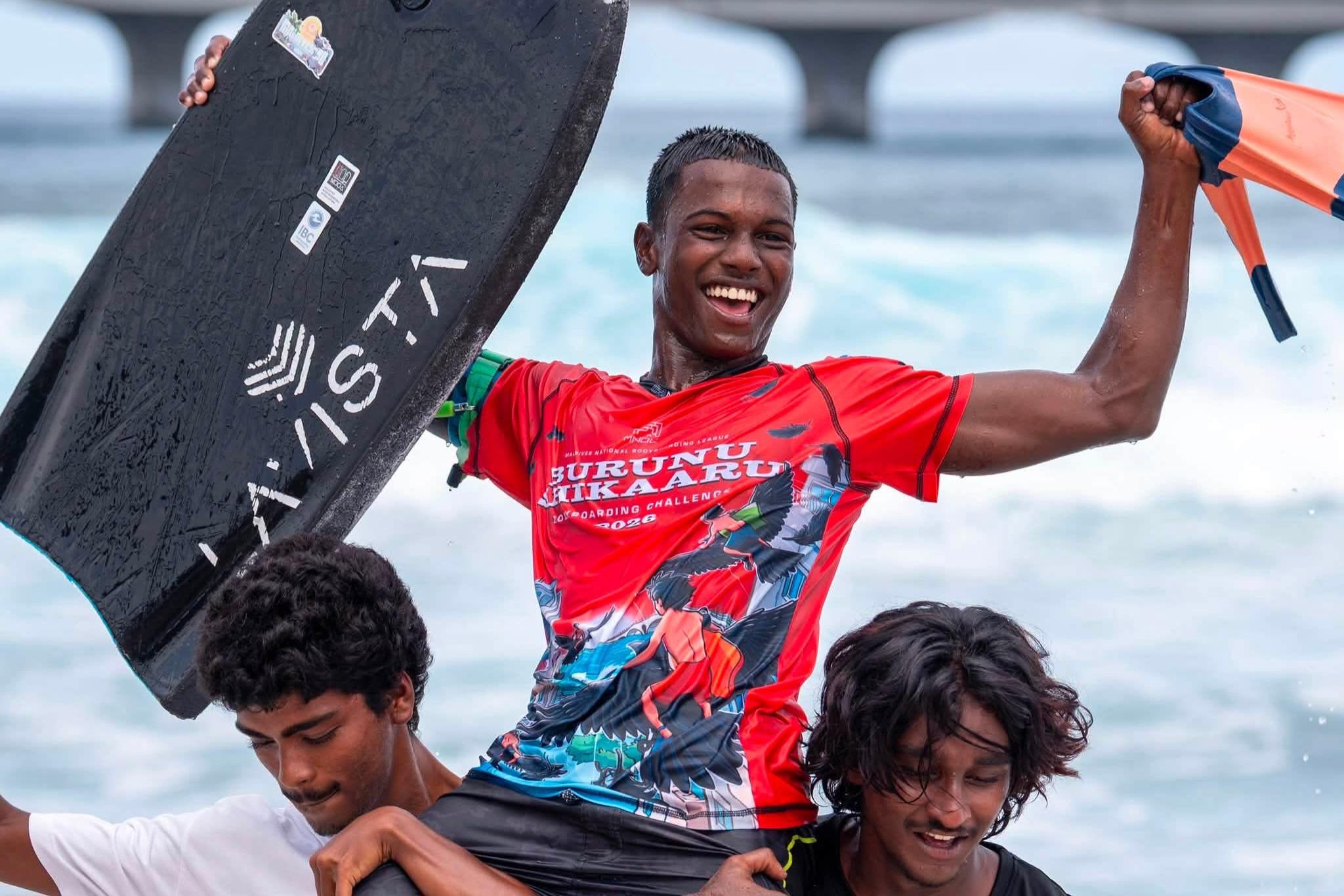 ބުރުނު ޝިކާރު ބޮޑީބޯޑިންގ ޗެލެންޖް: ޖޫނިއާރ ޑިވިޝަންގެ ޗެމްޕިއަންކަން ނޫހް ހޯދައިފި