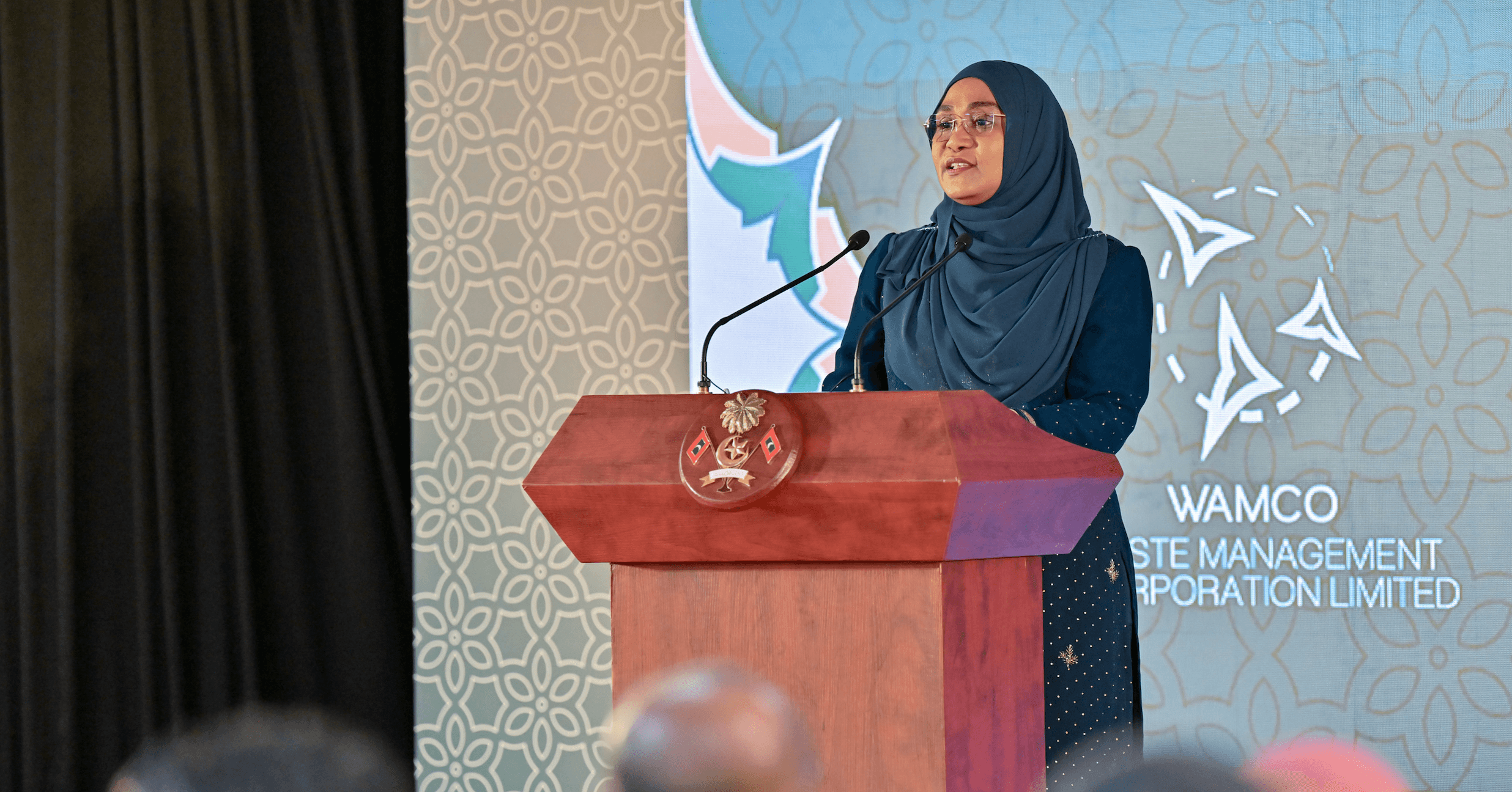 ދިވެހި ކޮންމެ ހިތެއްގެ ވިންދަކަށް ވާންވާނީ ޤުރުއާނަށް އޮތް ފުން ލޯތްބާއި މަތިވެރި ޤަދަރާއި އިޙްތިރާމް - ފަސްޓްލޭޑީ