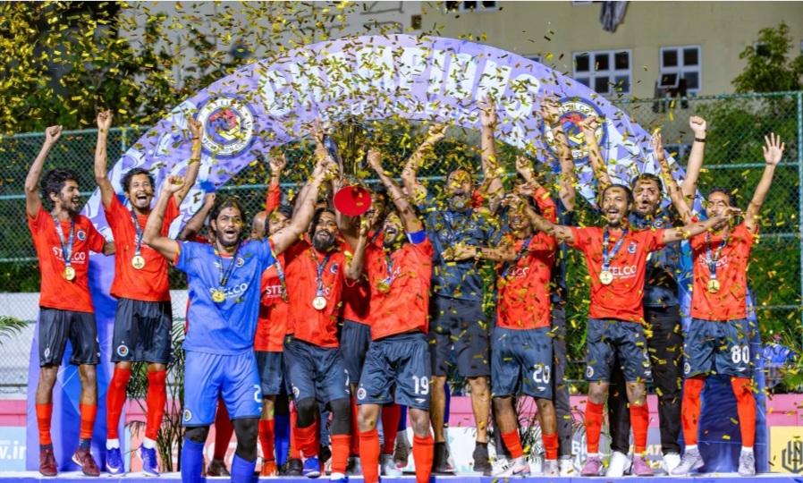 އޮފީސް ލީގު: ސައްތައިން ސައްތަ ރެކޯޑަކާއެކު ސްޓެލްކޯ އިން ތަށި ދިފާއުކޮށްފި