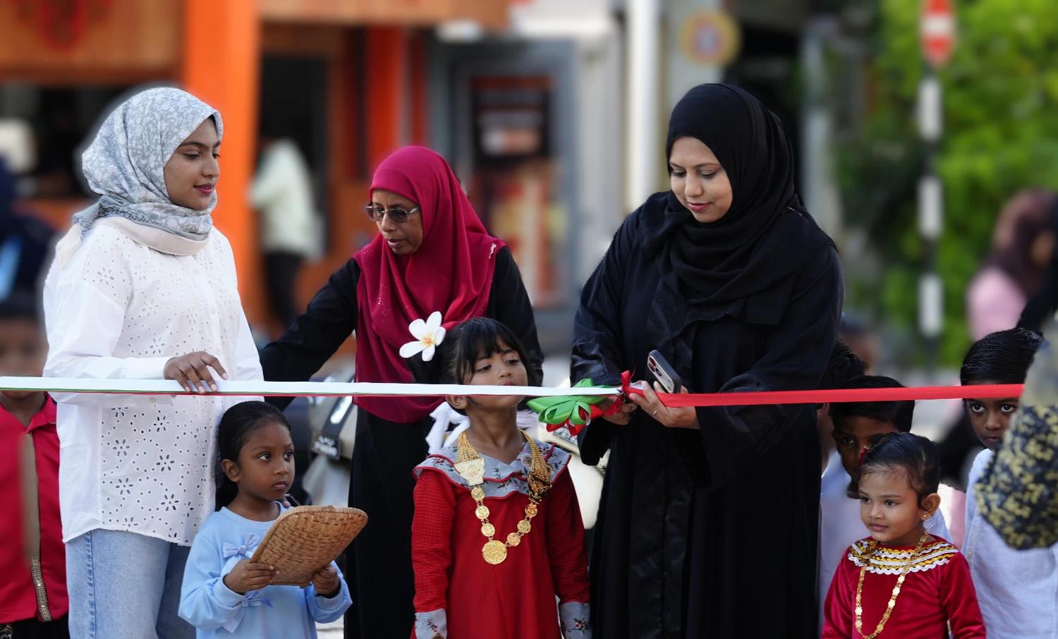 ދިވެހިބަހުގެ އެކަޑަމީން “ދިވެހިބަހުގެ ހަވީރު” ބާއްވައިފި