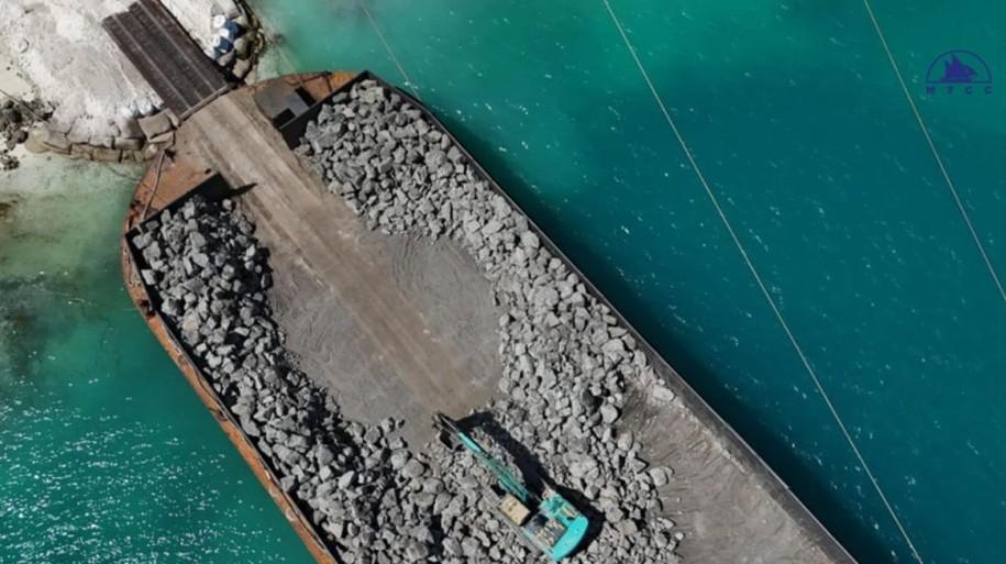 ގުރައިދޫ އެއާޕޯޓަށް ބޭނުންވާ ބިން ހިއްކުމުގެ 76% މަސައްކަތް ނިމިއްޖެ