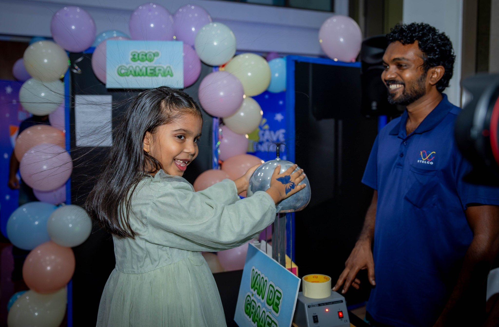 ކުޑަކުދިންގެ ދުވަސް ފާހަގަކުރުމަށް ސްޓެލްކޯއިން ޚާއްސަ ހަރަކާތްތަކެއް ކުރިޔަށް ގެންގޮސްފި