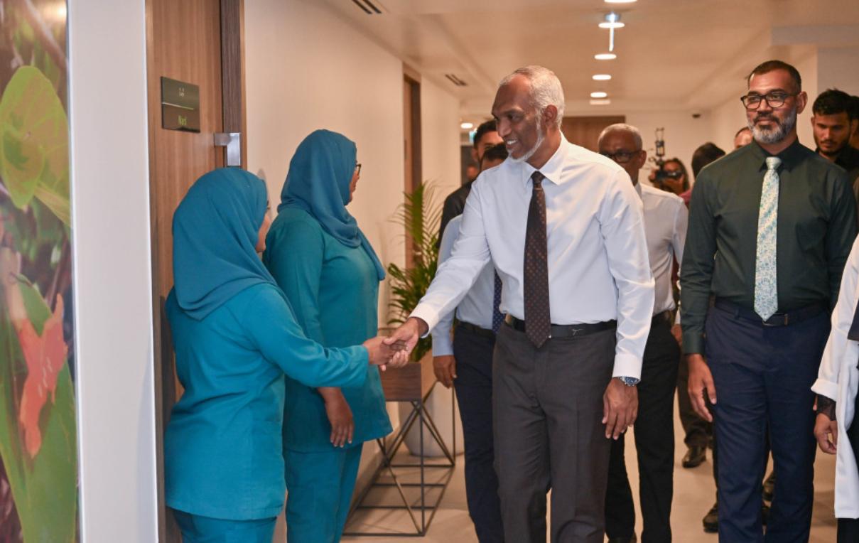 ނަރުހުންނަށް ކުރިމަތިވާ ގޮންޖެހުންތައް ހައްލުކޮށްދެއްވައި، ނަރުހުންގެ ދުޅަހެޔޮކަމަށް އިސްކަންދެއްވާނަން - ރައީސް