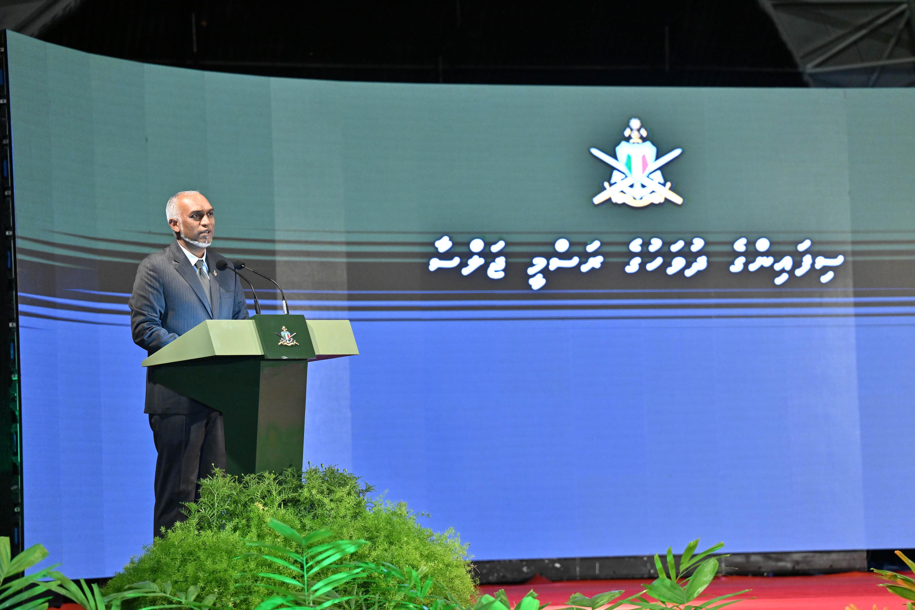ޤައުމު ދެކެ ލޯބިވާ ކޮންމެ މީހެއްގެ ހިތުގައި އެންމެ ފަޚްރުވެރި މަޤާމު އޮންނަން ވާނީ ދިވެހި ސިފައިންނަށް - ރައީސް