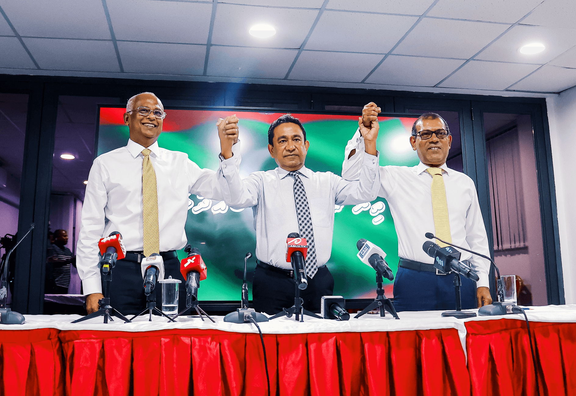 ތިން ރައީސުންގެ އިއްތިހާދުގެ ނަމަކީ ޔުނައިޓެޑް ޑިމޮކްރެޓިކް ފްރަންޓް!