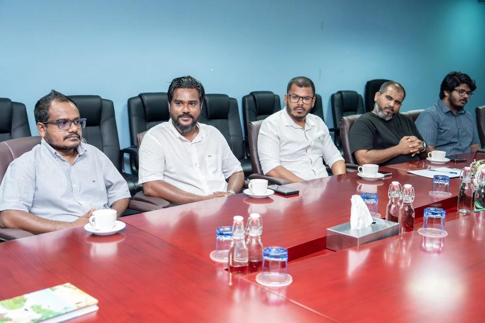 ހުއިފިލަނޑާ އެކްސްޕޯޓް ކުރާ ފަރާތްތަކަށް ހުރި ދަތިތައް ހައްލުކުރުމަށް މަޝްވަރާކޮށްފި