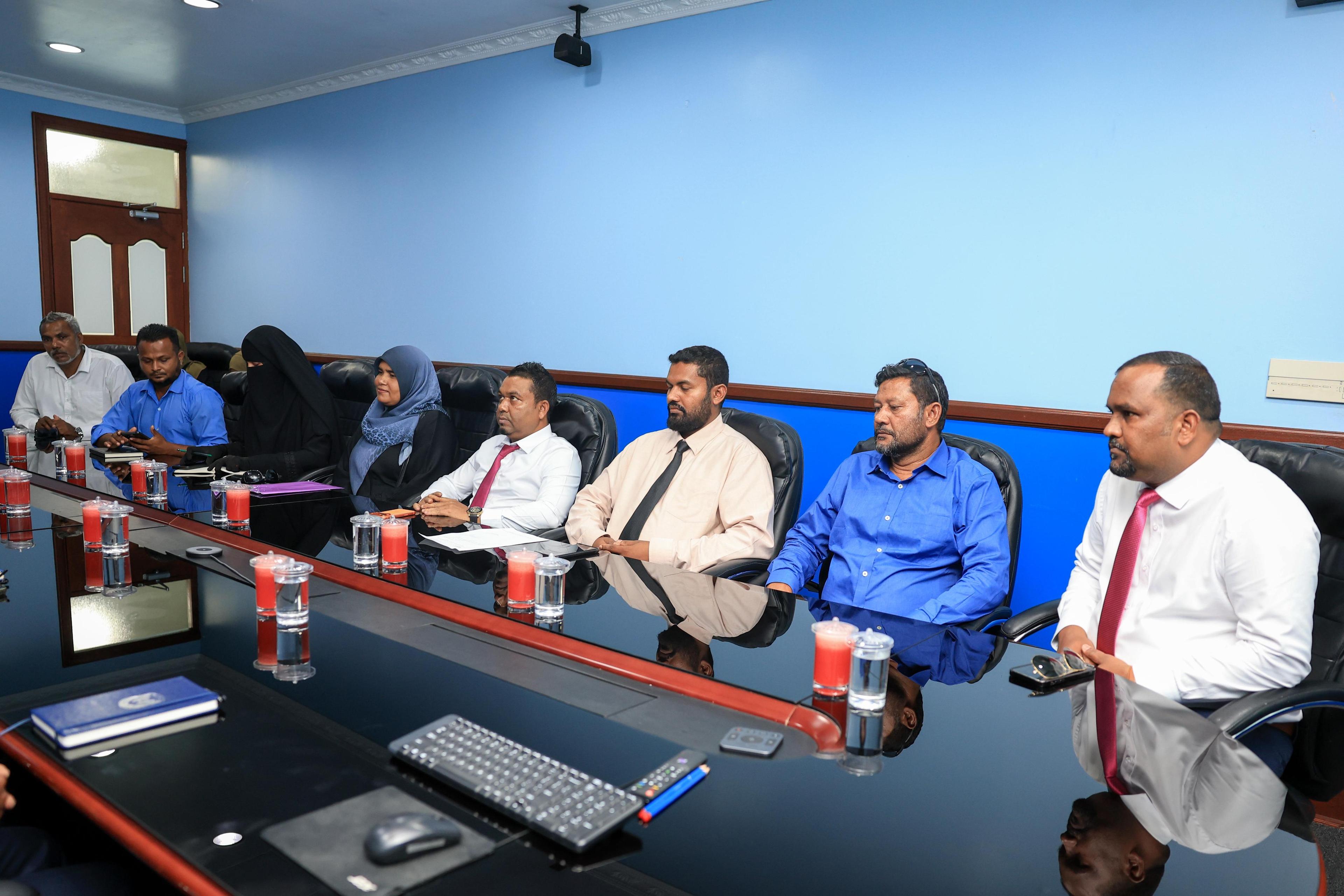 ފީއަލީގެ އައު ޕޮލިސް ސްޓޭޝަންގެ މަސައްކަތް އަވަސްކުރުމަށް މަޝްވަރާކޮށްފި