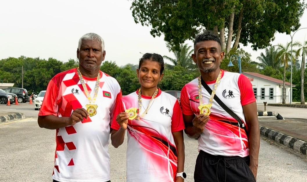 މެލޭޝިއަން މާސްޓާރސް: ހުސީ، ކެވިން އަދި އާމިރު ގޯލްޑް މެޑަލް ހޯދިއިރު، ފުރަތަމަ ދުވަހު ރާއްޖެއަށް 12 މެޑަލް!