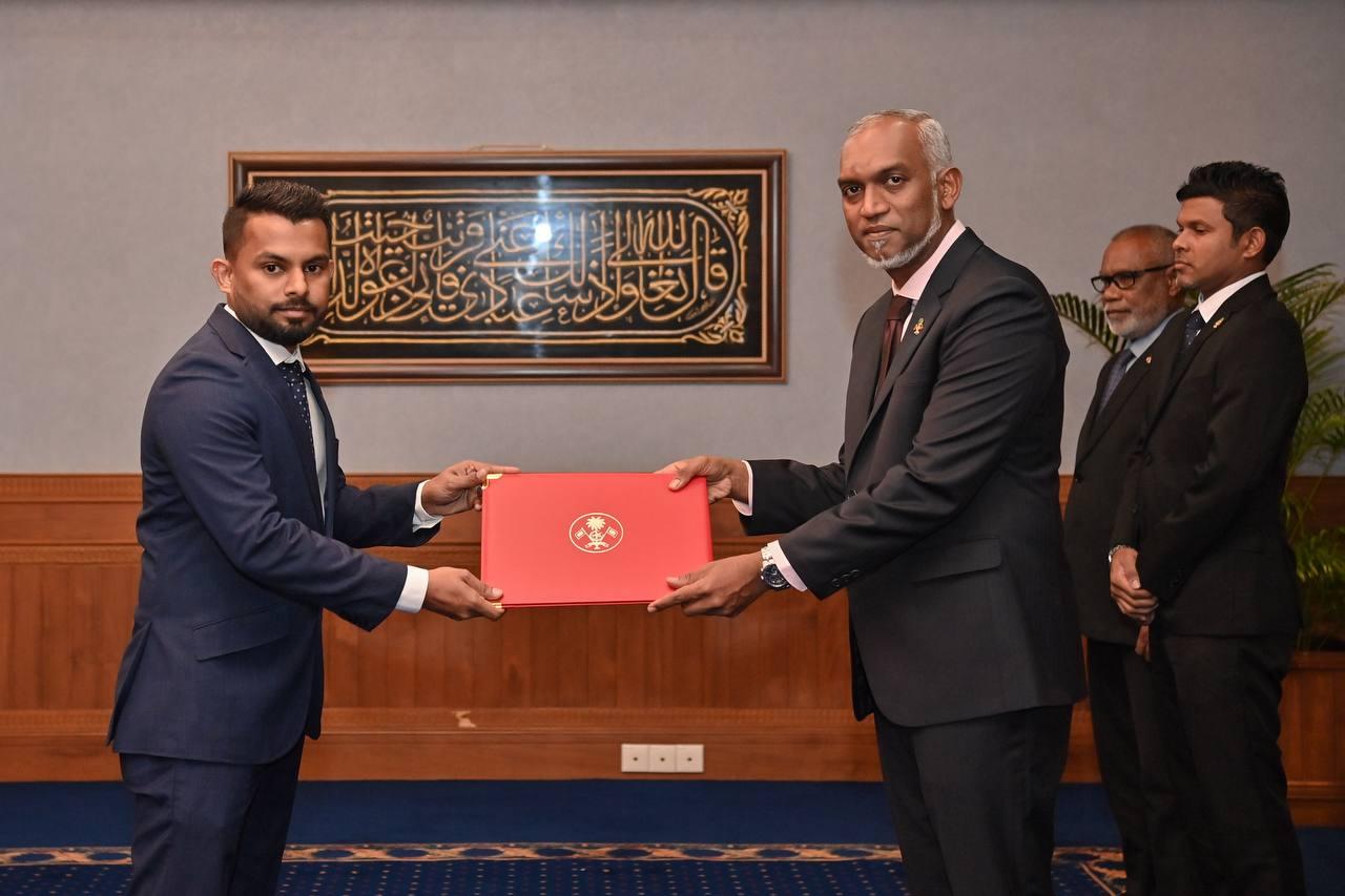 ރައީސްއާ ގުޅުވައި ޝަމްއާން ދެއްކީ ކަނޑައެޅިގެން ދޮގު ވާހަކަތަކެއް - ސަރުކާރު