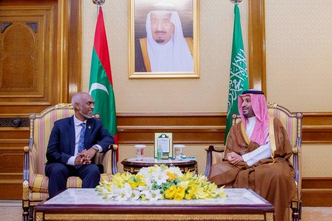 ސަޢޫދީ އަރަމްކޯގެ ހެލިކޮޕްޓަރެއް ވެއްޓުމުގެ ހާދިސާއާއި ގުޅިގެން އެ ޤައުމުގެ ވަލީޢަހުދު އަދި ބޮޑުވަޒީރަށް ރައީސްގެ ތައުޒިޔާ!