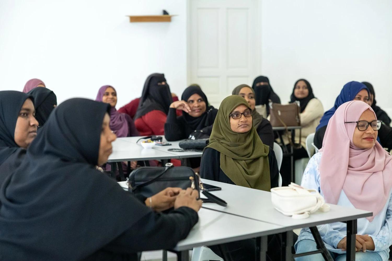 ށ. ފުނަދޫގައި ބާއްވާ އަންހެނުންގެ ލީޑަރޝިޕް ތަމްރީނު ޕްރޮގްރާމުގައި ބައިވެރިވުމުގެ ފުރުސަތު ހުޅުވާލައިފި