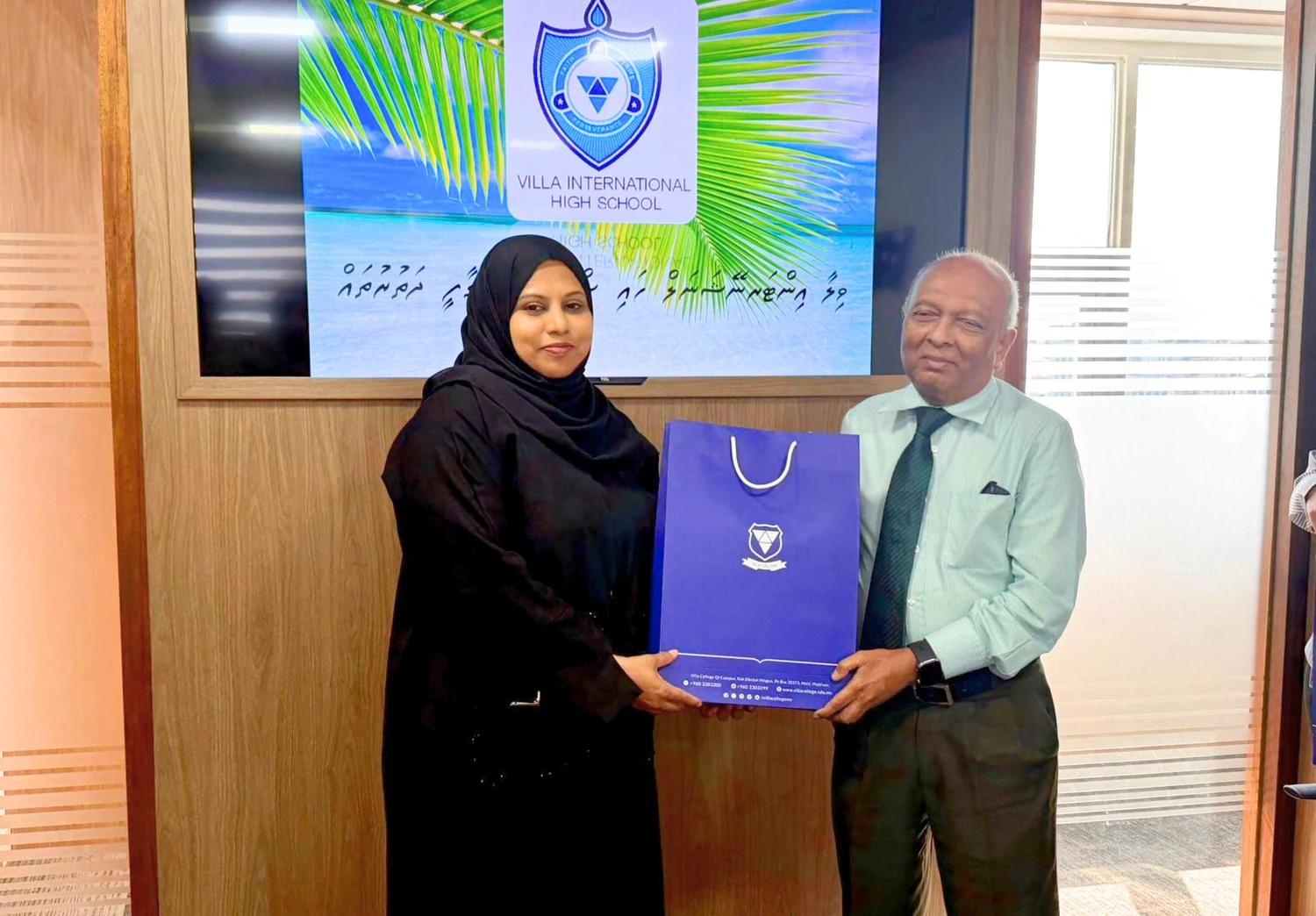 "ސަގާފީ ދަތުރު" ވަޒީރު ހީނާ ވަލީދަށް ތަޢާރަފުކޮށް އަރުވައިފި