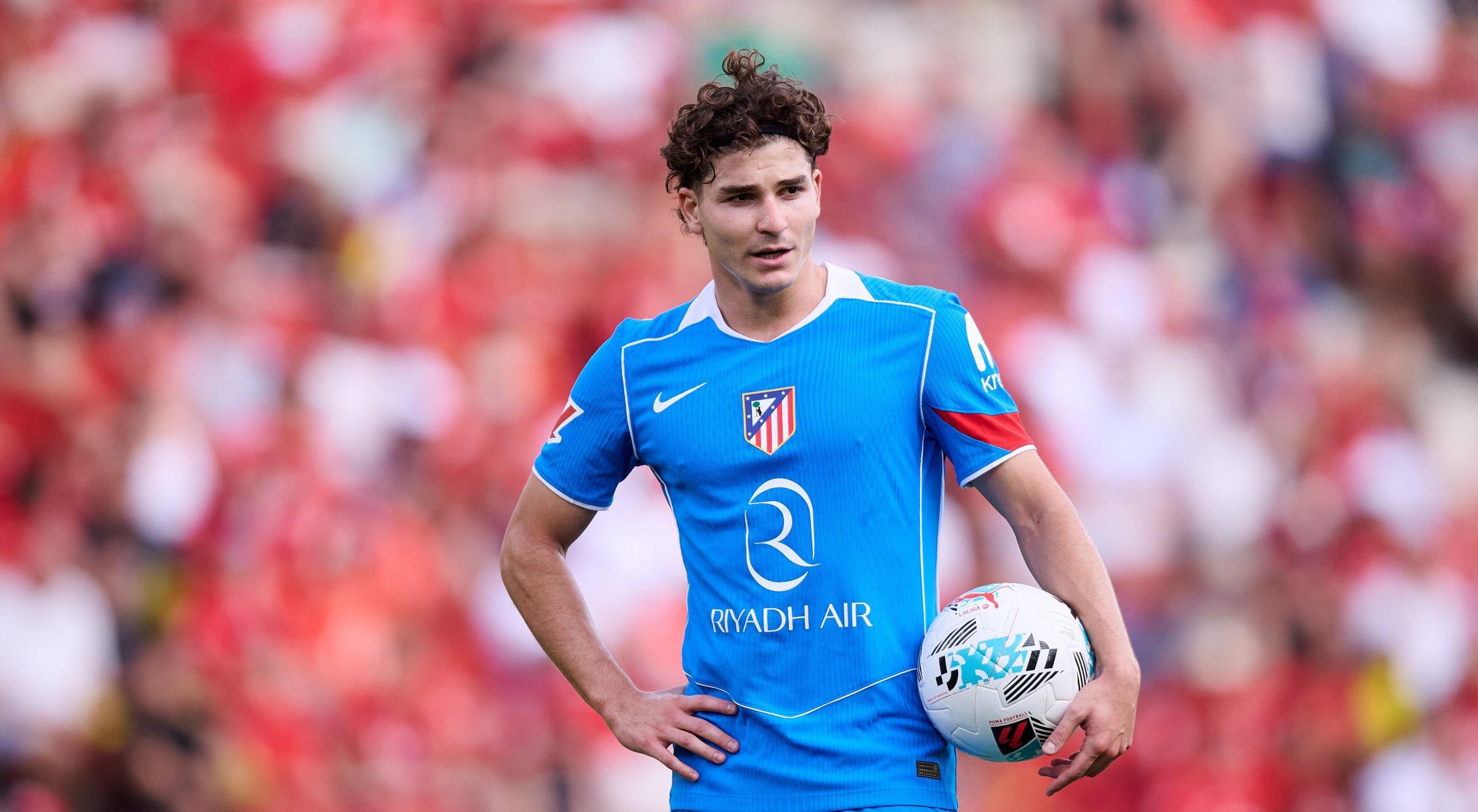 Julián Álvarez Ready to Push for Barcelona Move