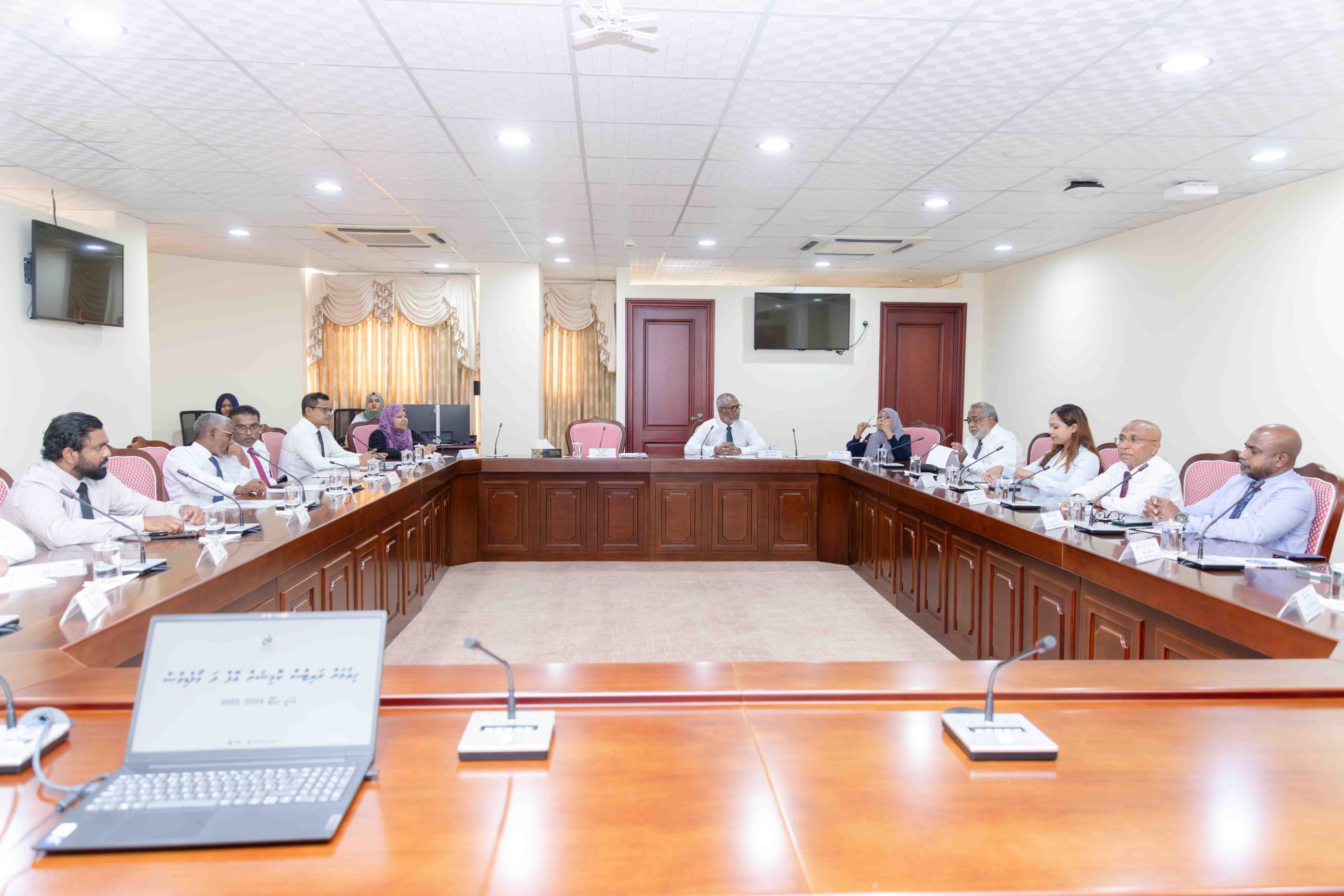 އެޗްއާރްސީއެމްގެ 2024 އަދި 2025 ވަނަ އަހަރުގެ އަހަރީ ރިޕޯޓު މަޖިލީހުގެ ކޮމިޓީއަށް ހުށަހަޅައިފި