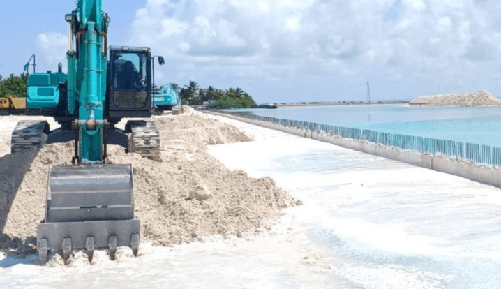 ރަތަފަންދޫ ބަނދަރު ފުންކުރުމާއި އެއްގަމު ތޮށީގެ މަސައްކަތް ބާރުދުވެލީގައި ކުރިއަށް