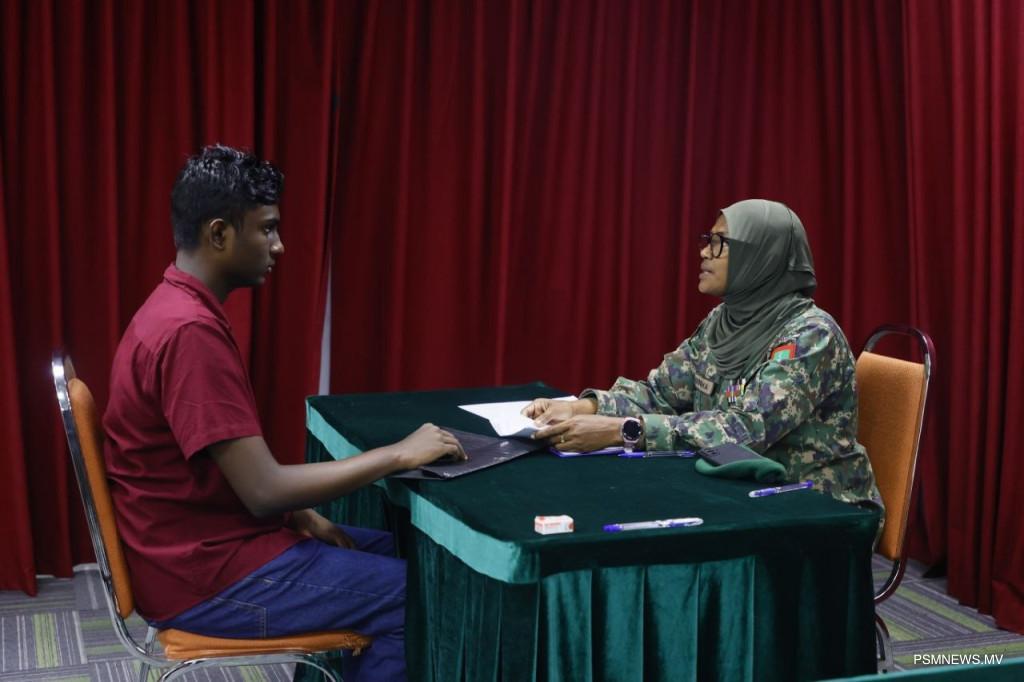 ވަޠަނީ ޚިދުމަތުގެ 4 ވަނަ ބެޗަށް ކުދިން ހޮވުމުގެ އިމްތިހާނުތަކާއި މަރުހަލާތައް ފަށައިފި