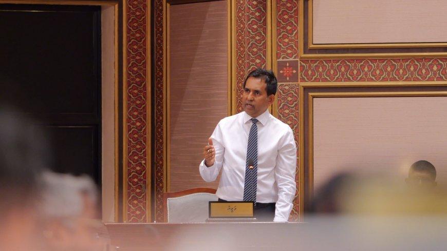 އިތުބާރު ނެތްކަމުގެ މައްސަލަ: ވަޒީރު ސަޢީދަށް ދިފާޢުގައި ވާހަކަދެއްކެވުމަށް 1 ގަޑިއިރު!