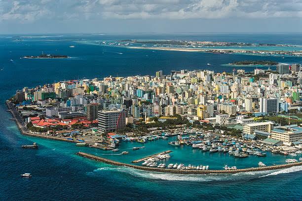 ލޯނު ދައްކަން ދައުލަތުން ބޮޑު ހޭދައެއް: މިހާތަނަށް 9.6 ބިލިއަން ރުފިޔާ ދައްކައިފި