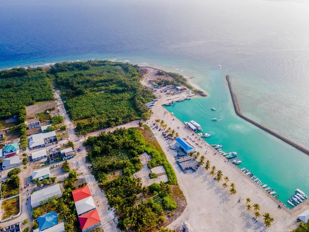 ށ. މިލަންދޫގައި ހޭންޑްބޯލް ކޯޓެއް ތަރައްޤީކުރަން ބީލަމަށް ހުޅުވާލައިފި