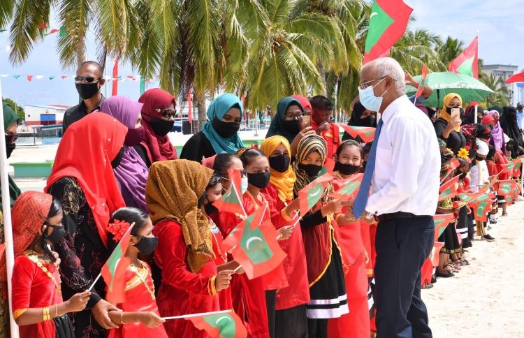 ހޯރަފުށީ އެއާޕޯޓު ރަސްމީކޮށް ހުޅުވައިފި 