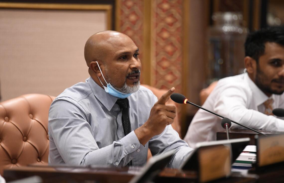 ފުވައްމުލަކާއި ހުވަދޫ ބާކީކޮށްގެން ސަރަހައްދީ ތަރައްގީއެއް ނުގެނެވޭނެ - ސަނީފް