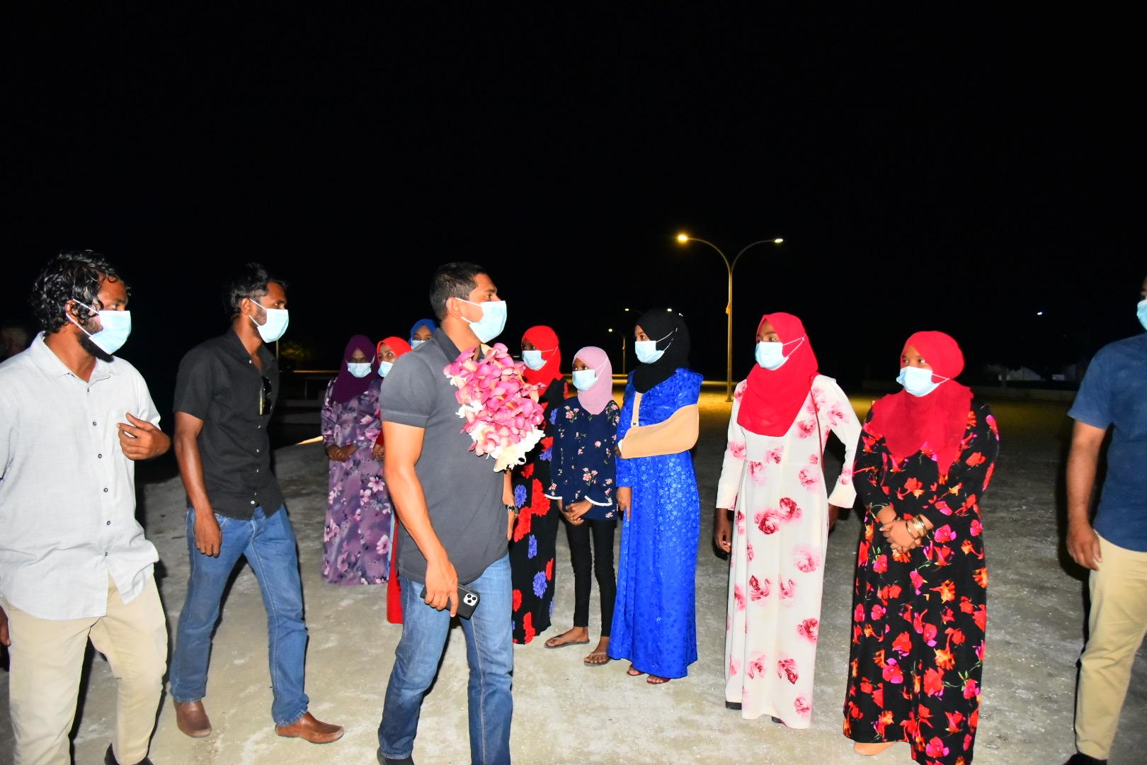 މިނިސްޓަރ މަހުލޫފް ހޯނޑެއްދޫއަށް ވަޑައިގެންފި