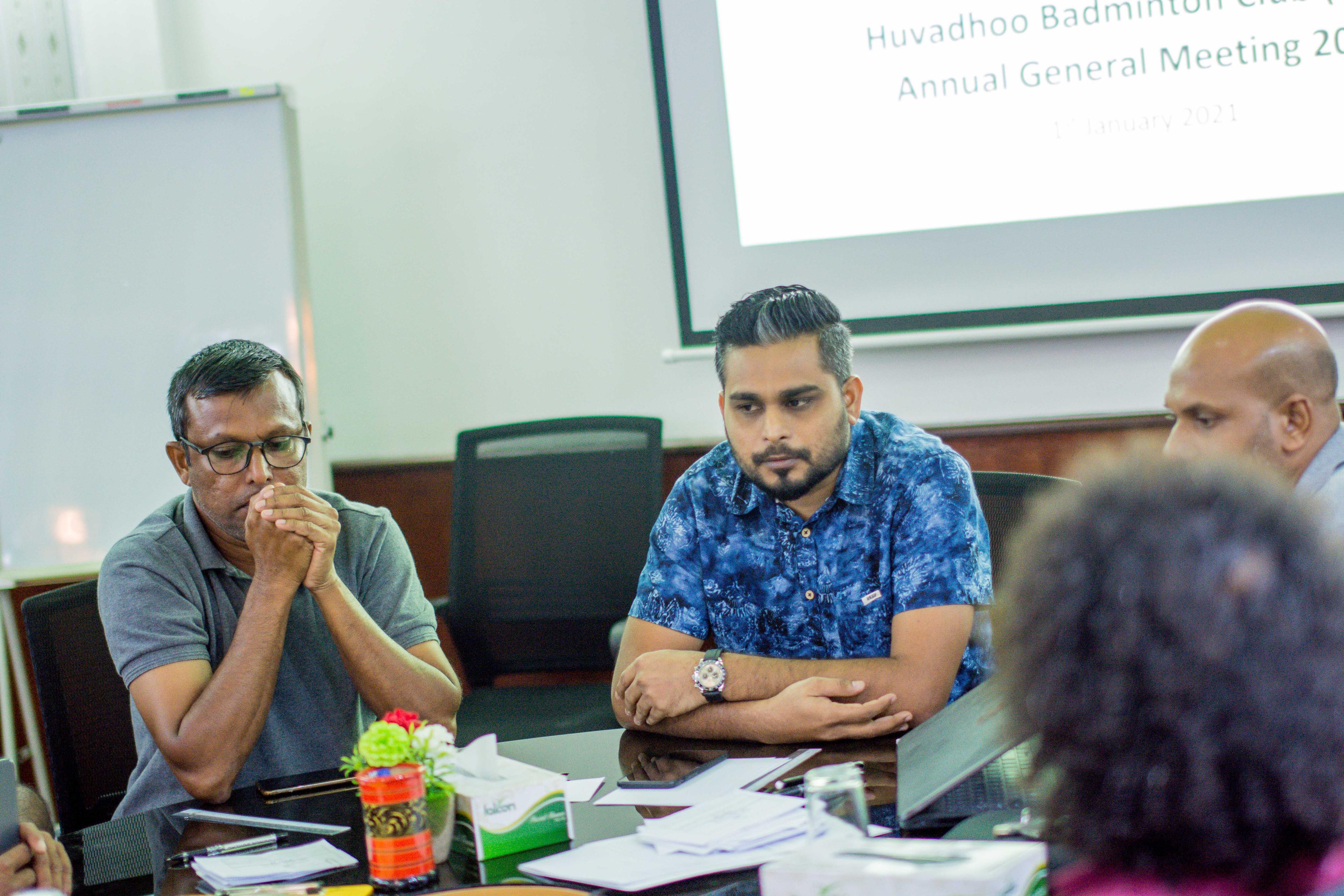 ހުވަދޫ ބެޑަމިންޓަން ކްލަބްގެ ޗެއާއަކަށް ހުސައިން ، ވައިސް ޗެއާއަށް އާތިރު