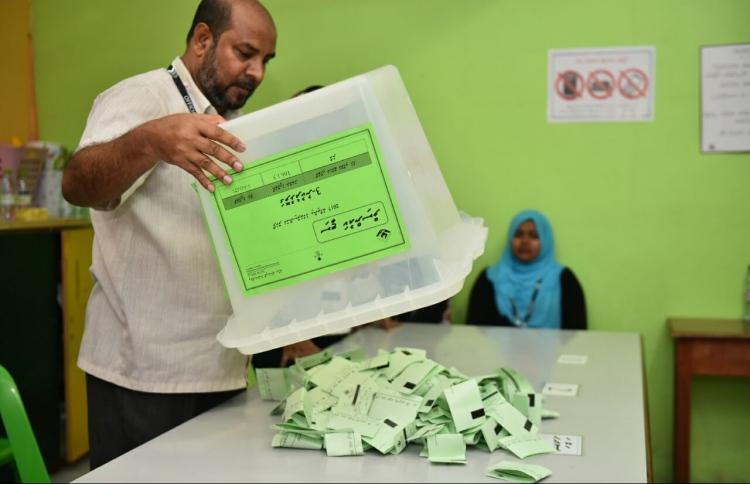 ކައުންސިލް އިންތިހާބުގައި 735 ވޯޓުލާ މަރުކަޒު ގާއިމުކުރަންޖެހޭ - އީސީ