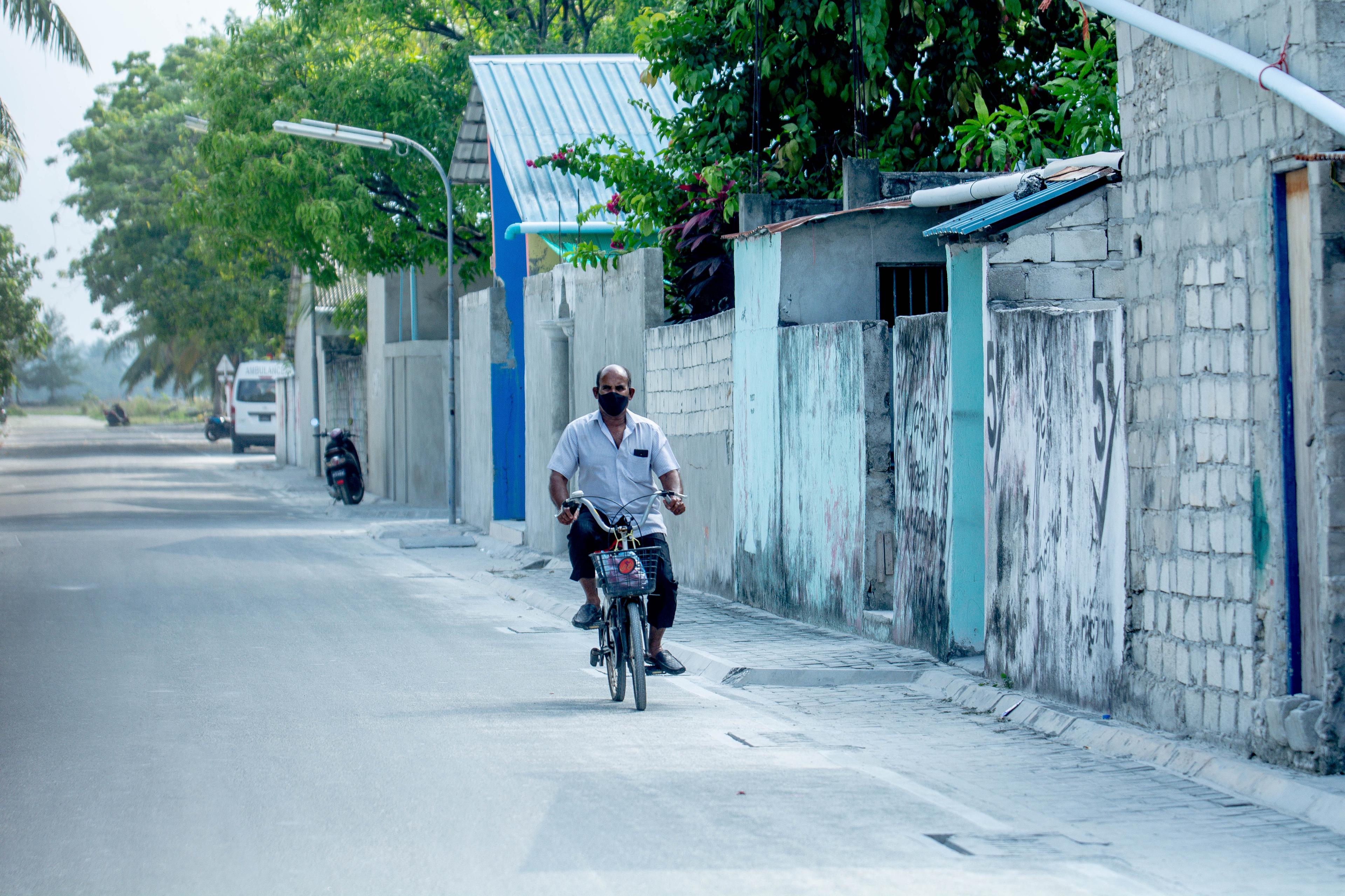 ގދ ތިނަދޫއިން ނެގި ރެންޑަމް ސާމްޕަލެއް ކޮވިޑަށް ފައްސި ވެއްޖެ