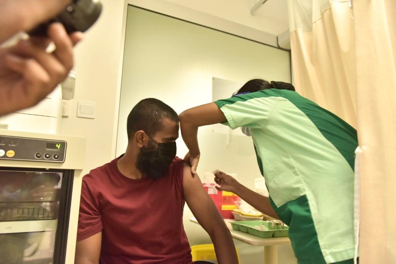 ދިވެހި ލީގްގެ ޓީމުތަކުން ވެކްސިން ޖަހަން ފަށައިފި