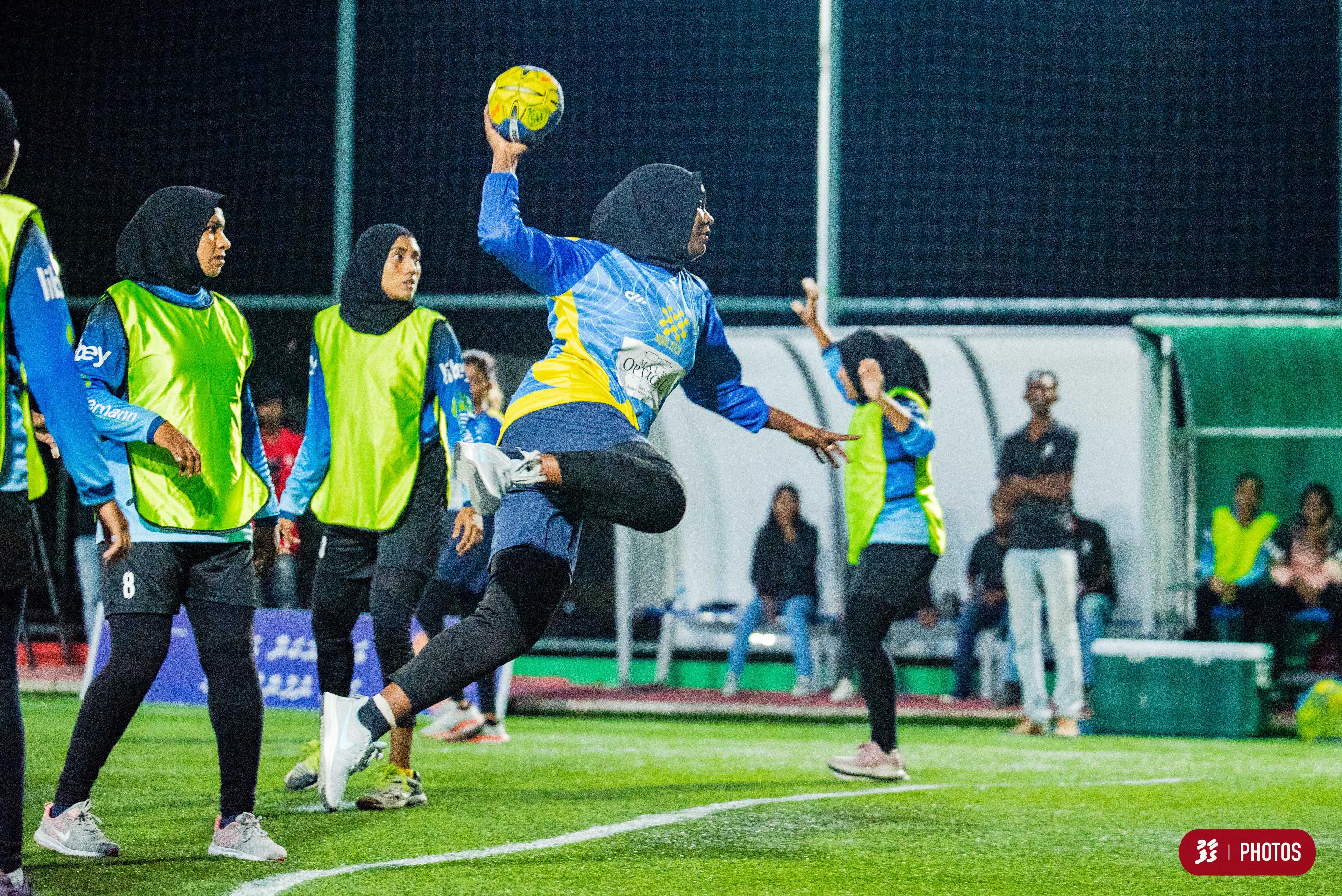 އެސްޓީއޯ ހަވަރު ވުމެންސް ހޭންޑްބޯލް މުބާރާތް :  ބޮޑު ތަފާތަކުން ފިޓްފެމިނިން ބަލިކޮށް ހޭޔަންބޯ ގްރޫޕް އެއްވަނައިގައި އޮވެ ސެމީއަށް