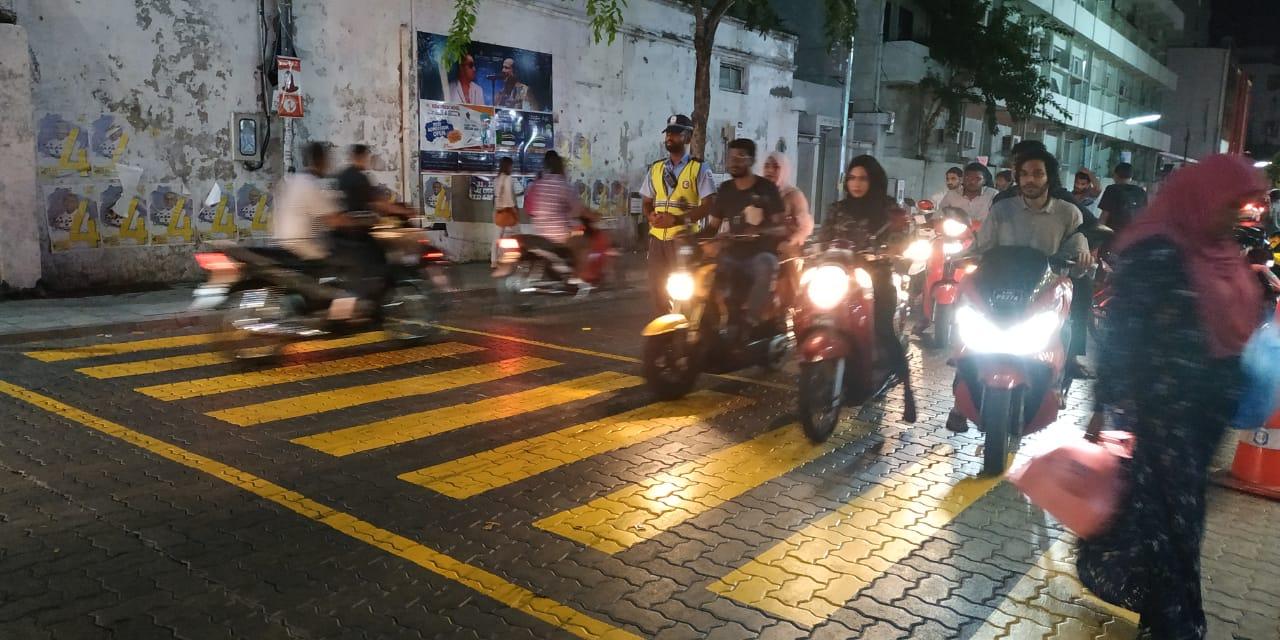 ފުލުހުންނާއި ކަފިހި ހުރަސް؛ ޘަނާ ކިޔުން ހައްޤު