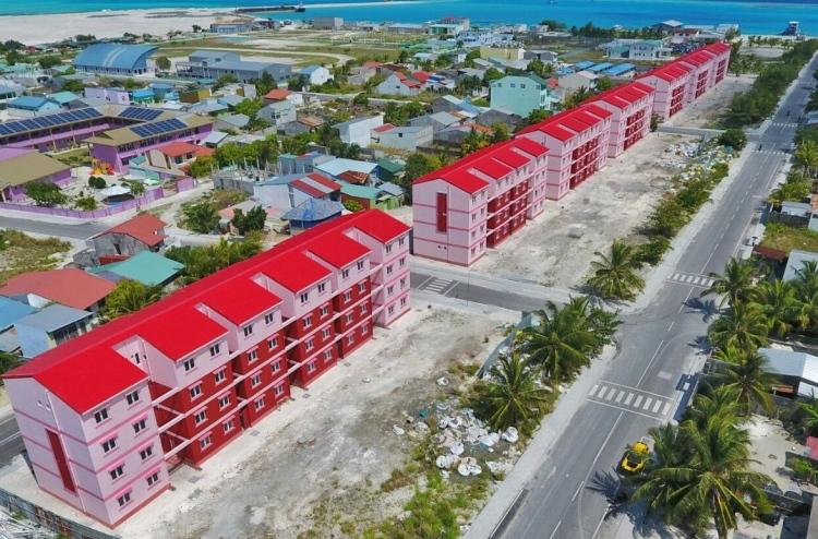 ތިނަދޫ 15 ފްލެޓުގެ ގުރުއަތުލުން ފަސްކޮށްފި